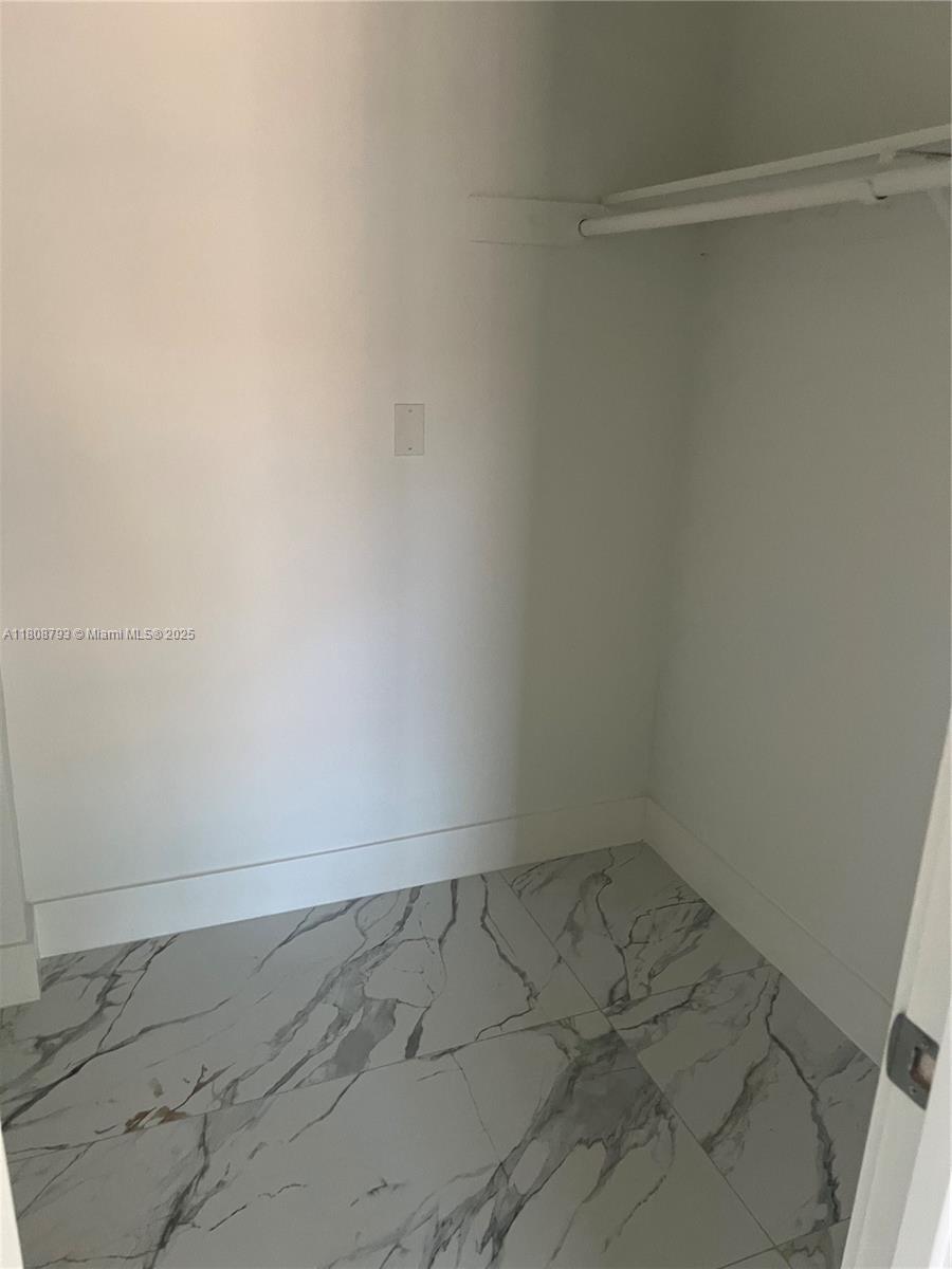 3924 NW 207th St Rd, Miami Gardens, Florida image 10
