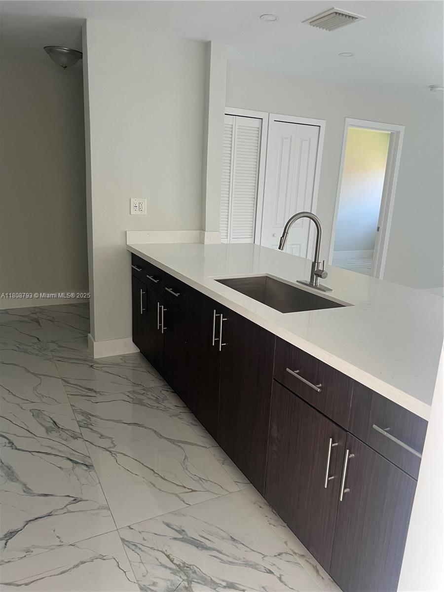 3924 NW 207th St Rd, Miami Gardens, Florida image 6