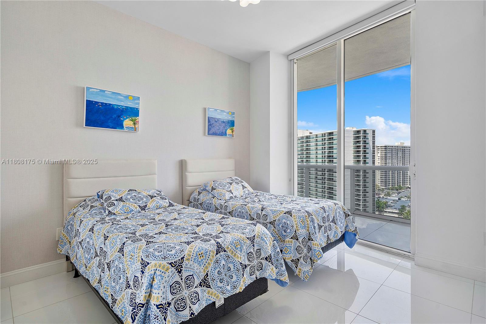 15811 Collins Ave #1205, Sunny Isles Beach FL 33160