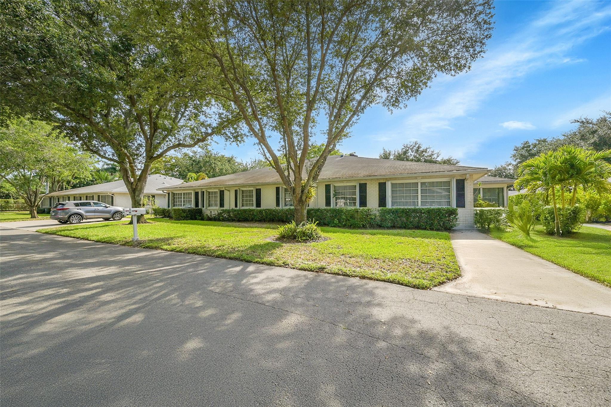 10143 E 45th Trl 473