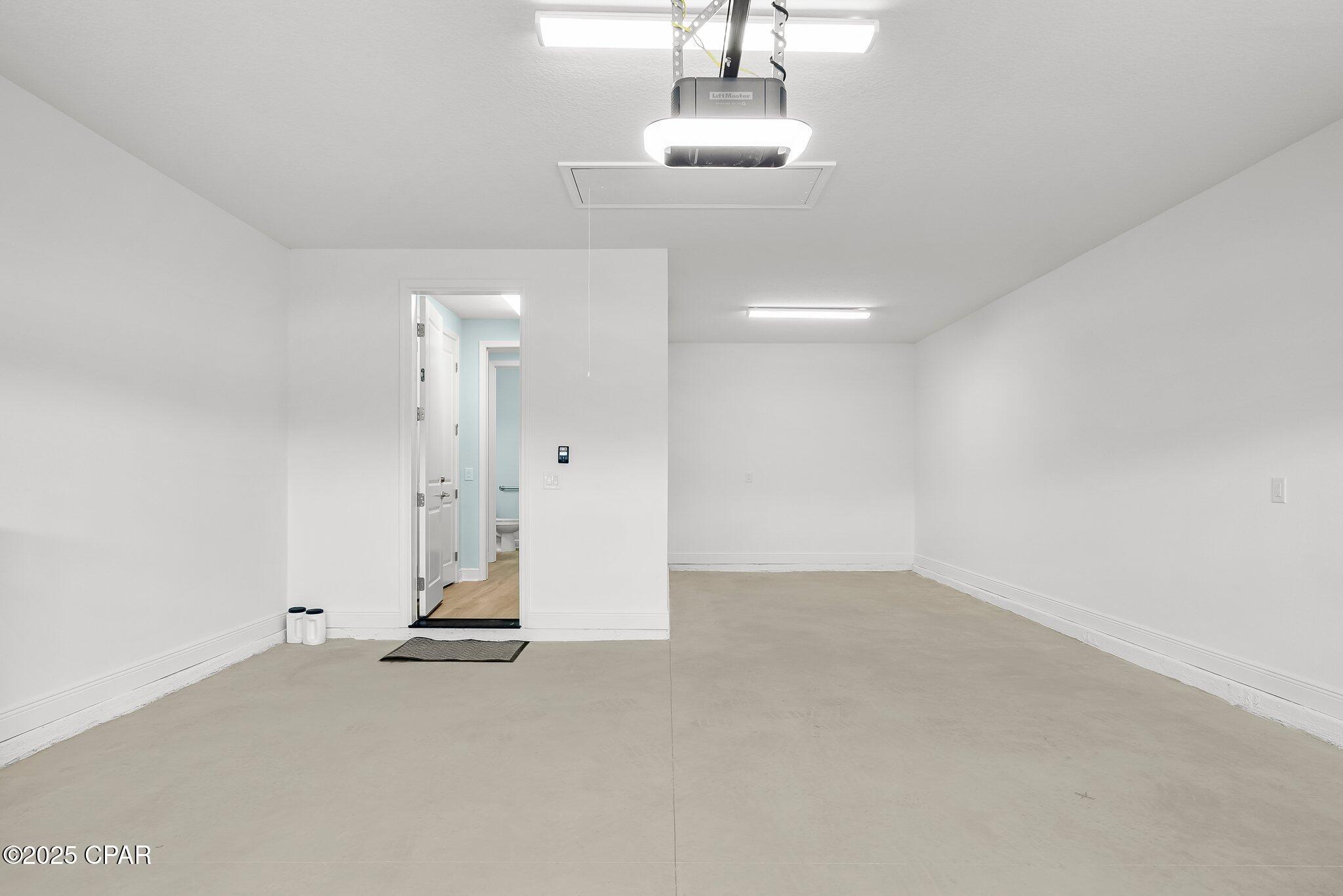 Image 3 For 9441 Escape Avenue
