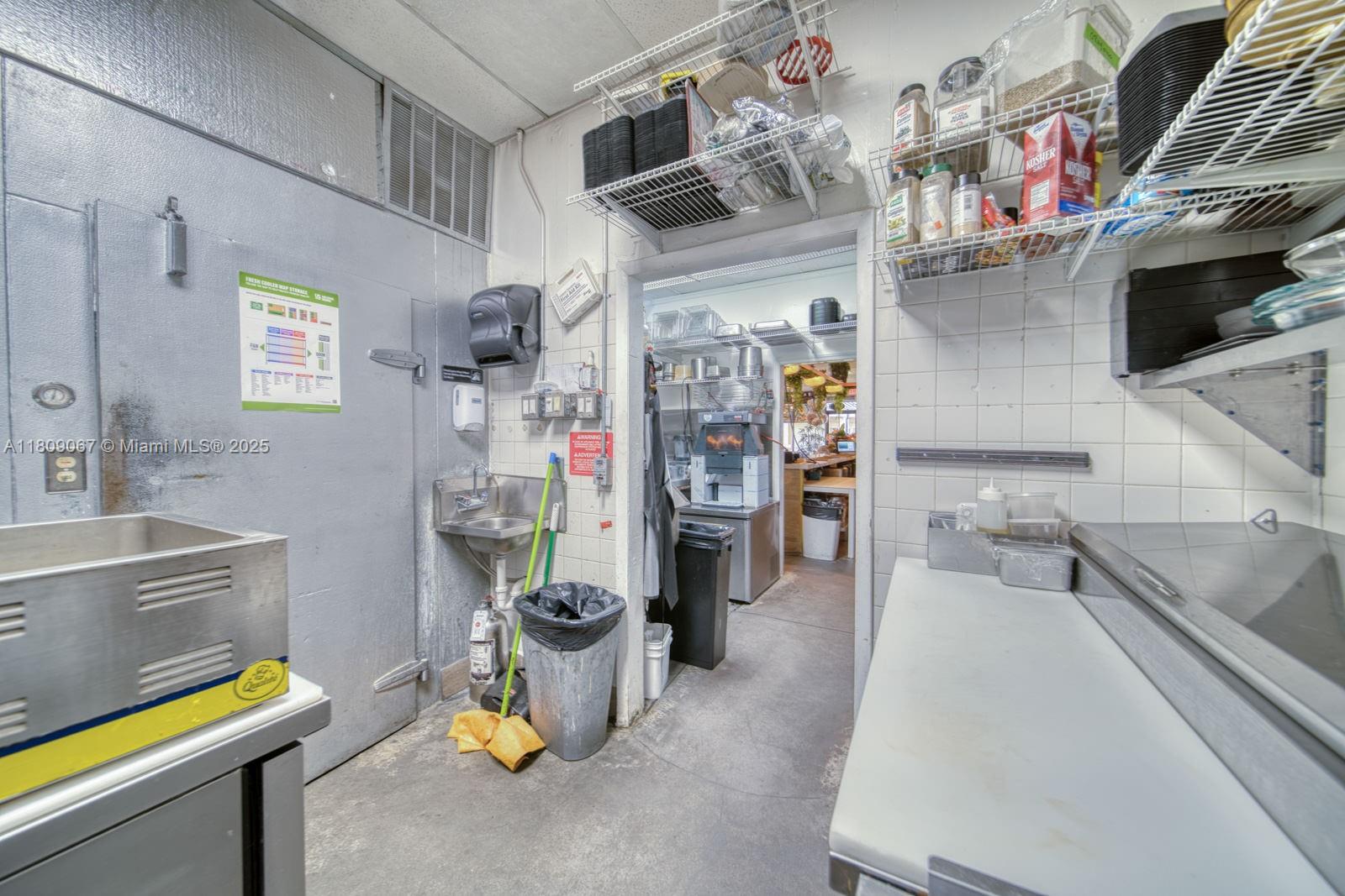 Full Service Restaurant For Sale In The Crossings With Outdoor Terrace