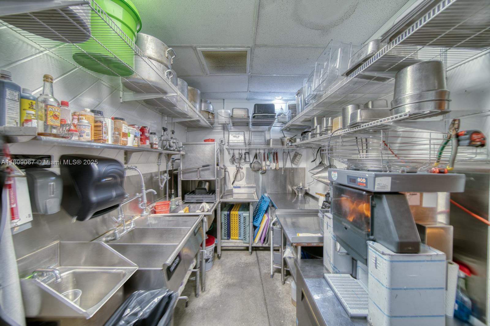 Full Service Restaurant For Sale In The Crossings With Outdoor Terrace