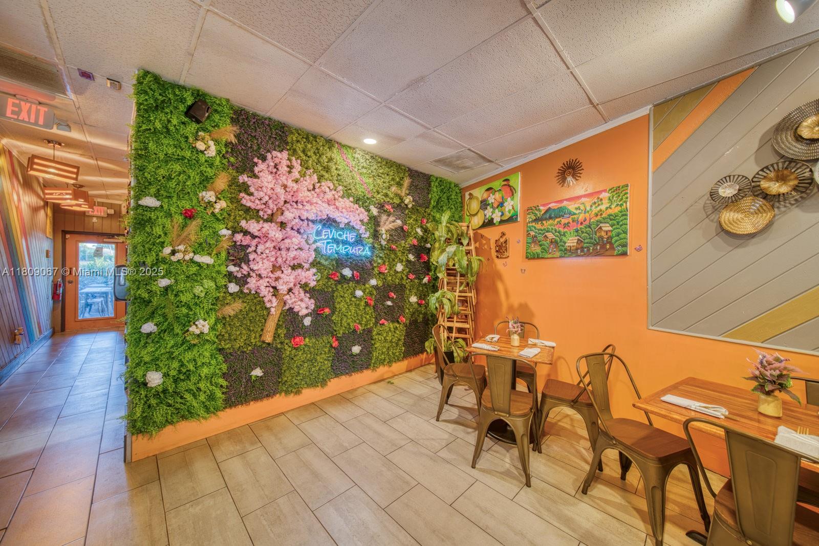 Full Service Restaurant For Sale In The Crossings With Outdoor Terrace