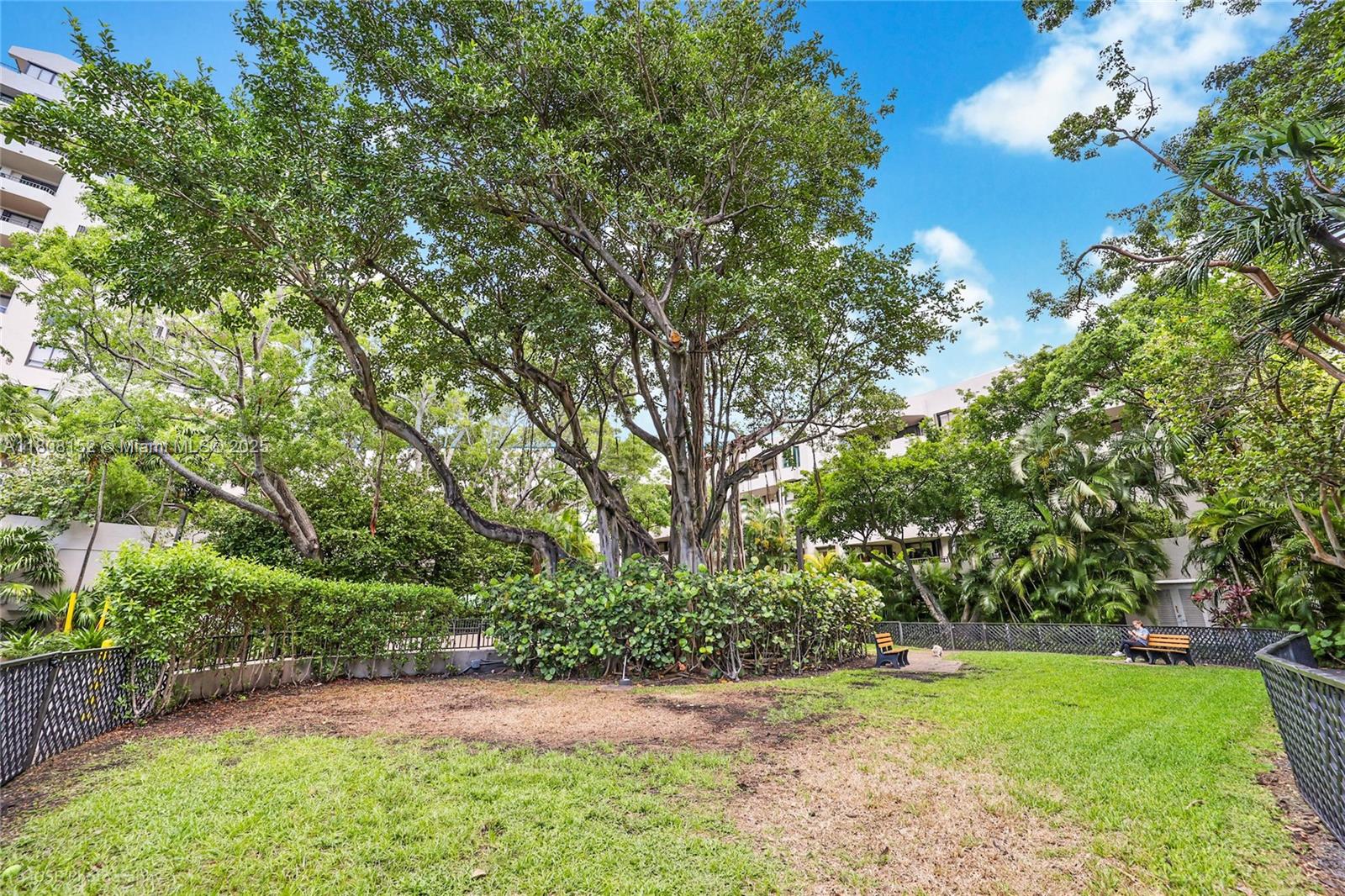 251 Crandon Blvd #904, Key Biscayne FL 33149