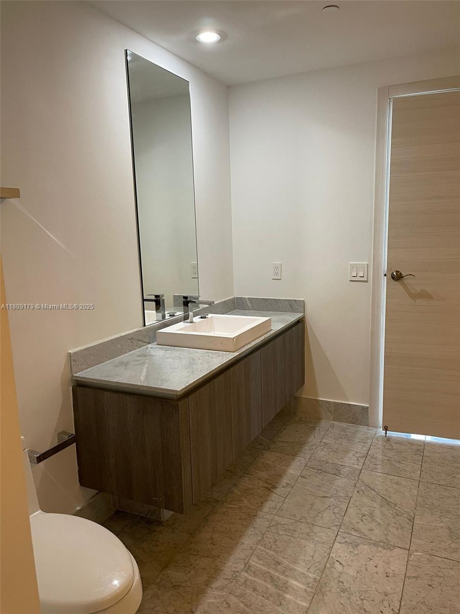 801 S Miami Ave #1202, Miami FL 33130