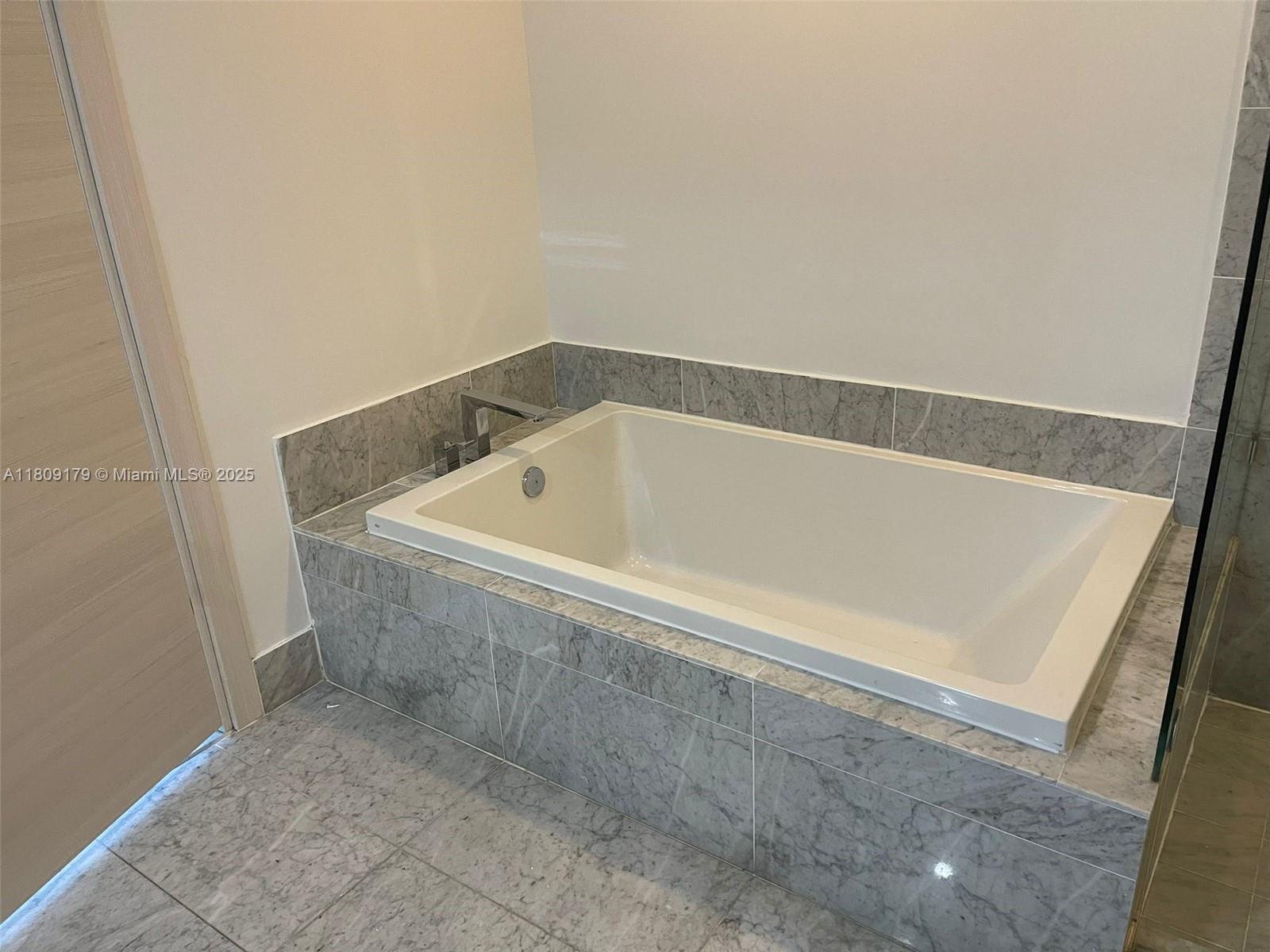 801 S Miami Ave #1202, Miami FL 33130