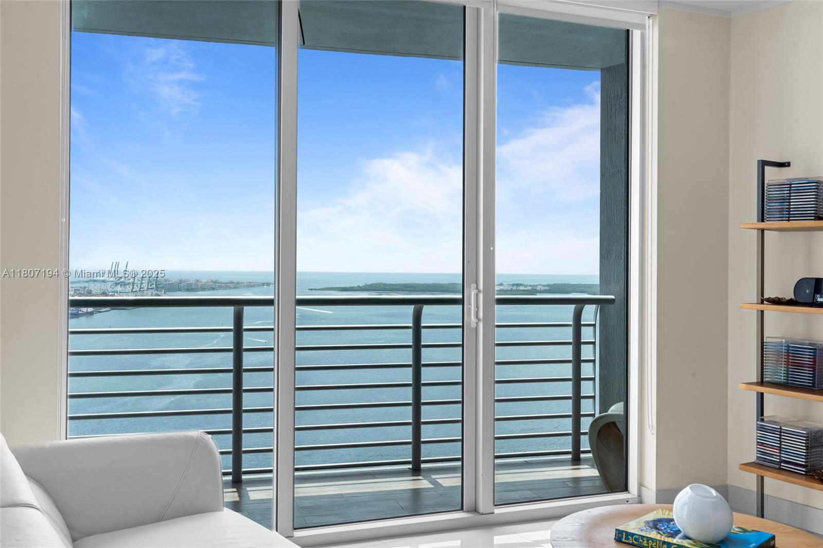 325 S Biscayne Blvd #3926, Miami FL 33131