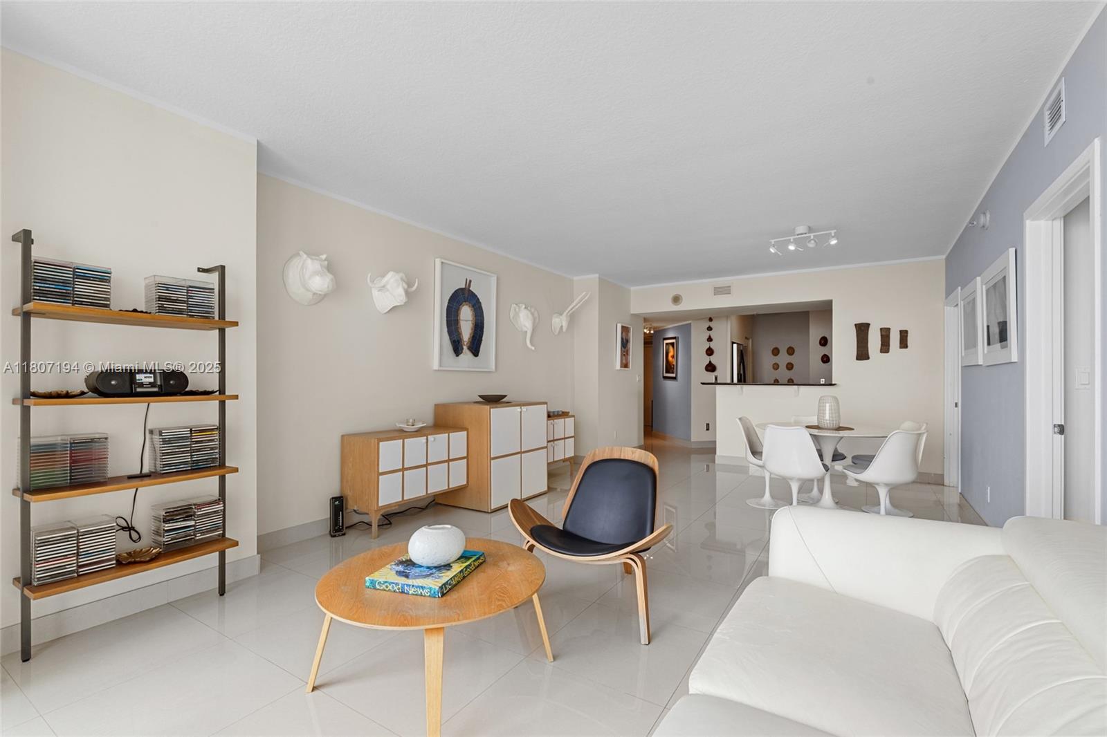 325 S Biscayne Blvd #3926, Miami FL 33131