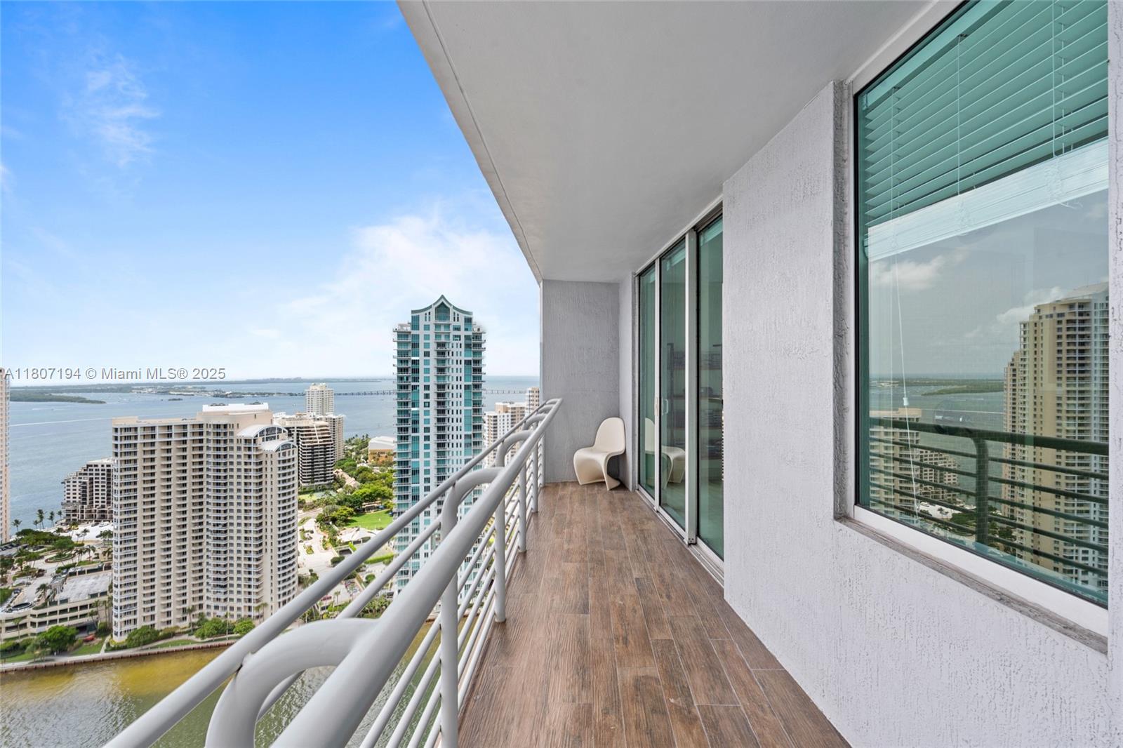 325 S Biscayne Blvd #3926, Miami FL 33131