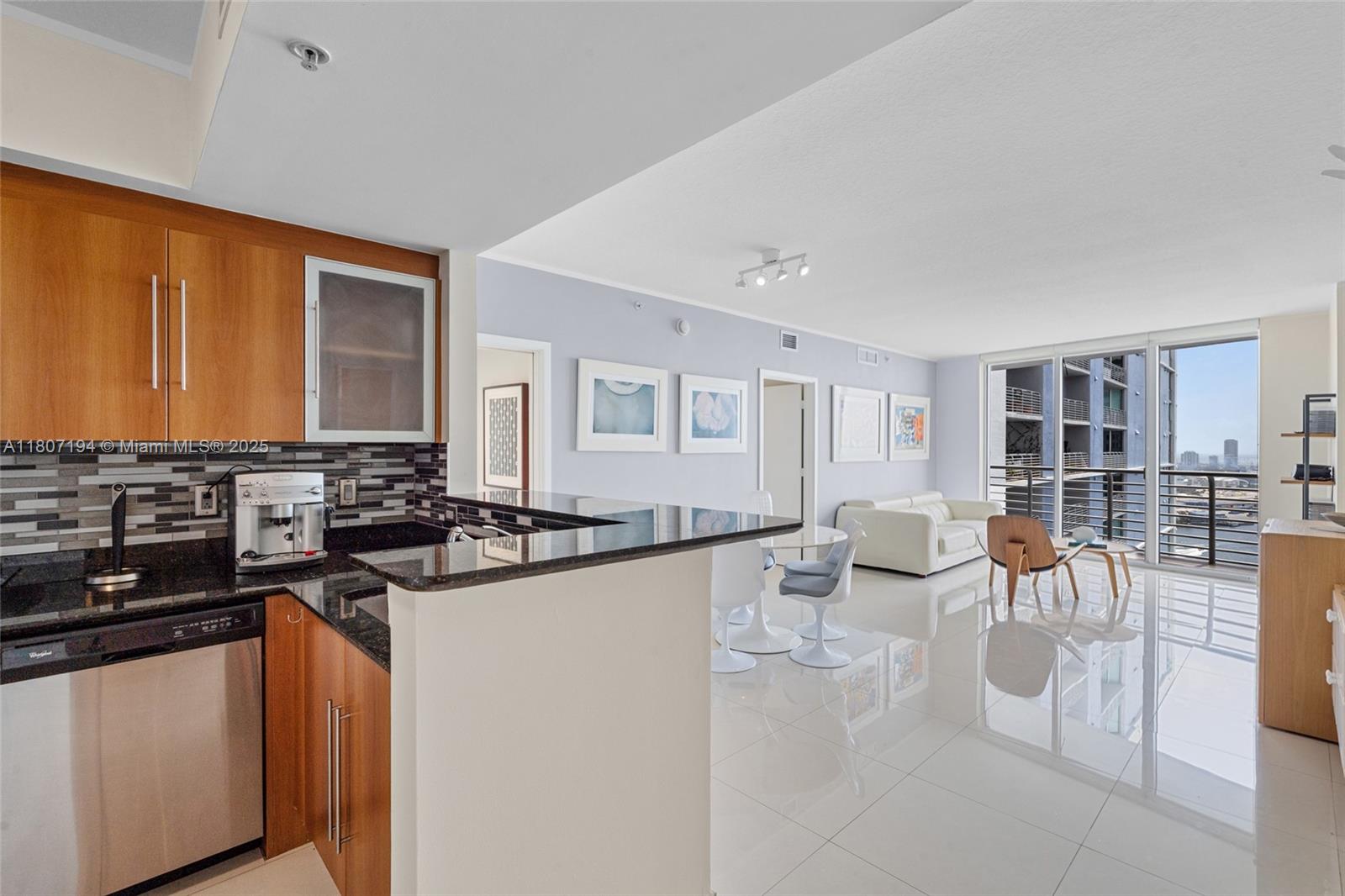 325 S Biscayne Blvd #3926, Miami FL 33131