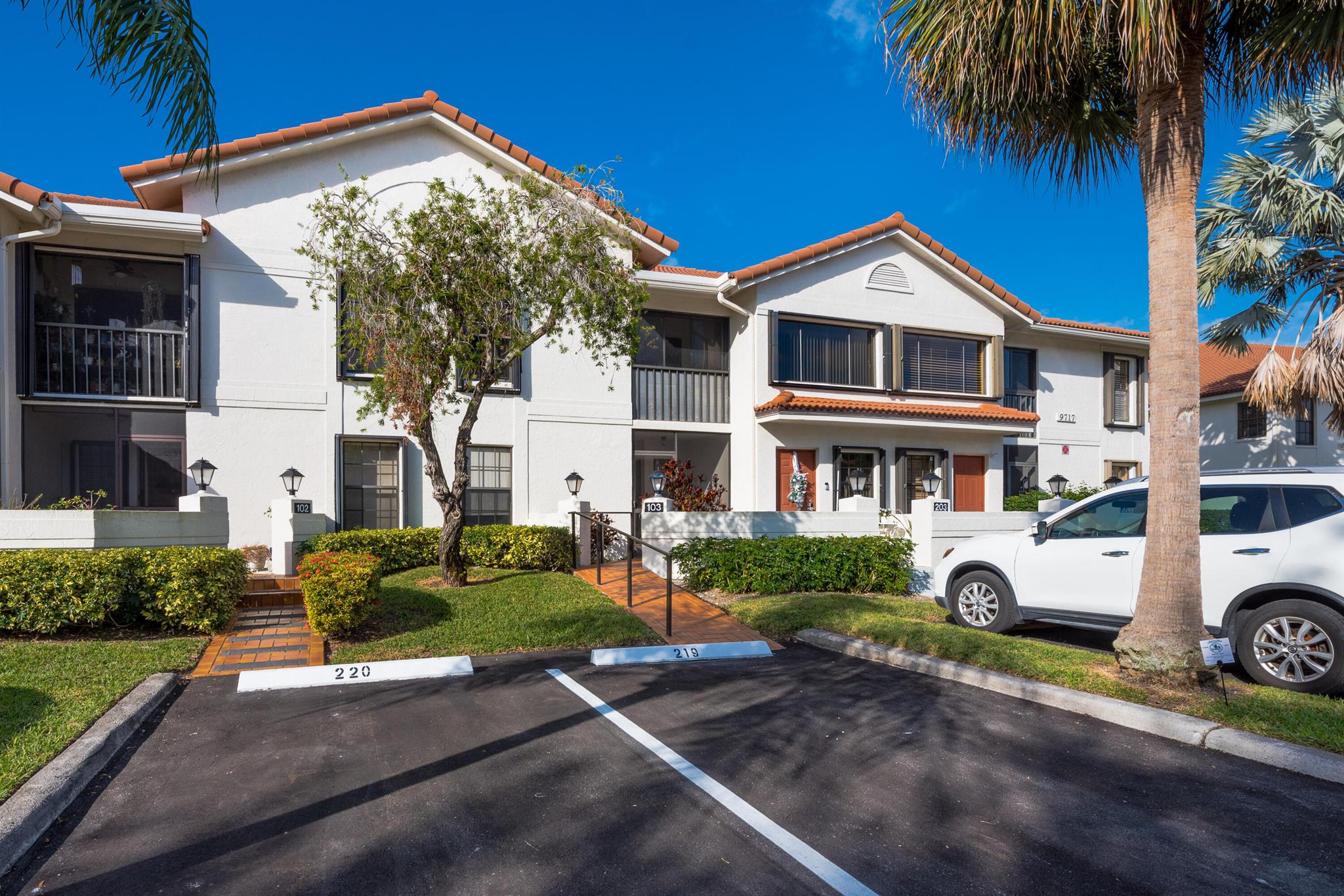 Homes for sale in Boynton Beach, FL | 9717 Sills Dr E #103, Boynton Beach, FL 33437 | MLS# R11093529