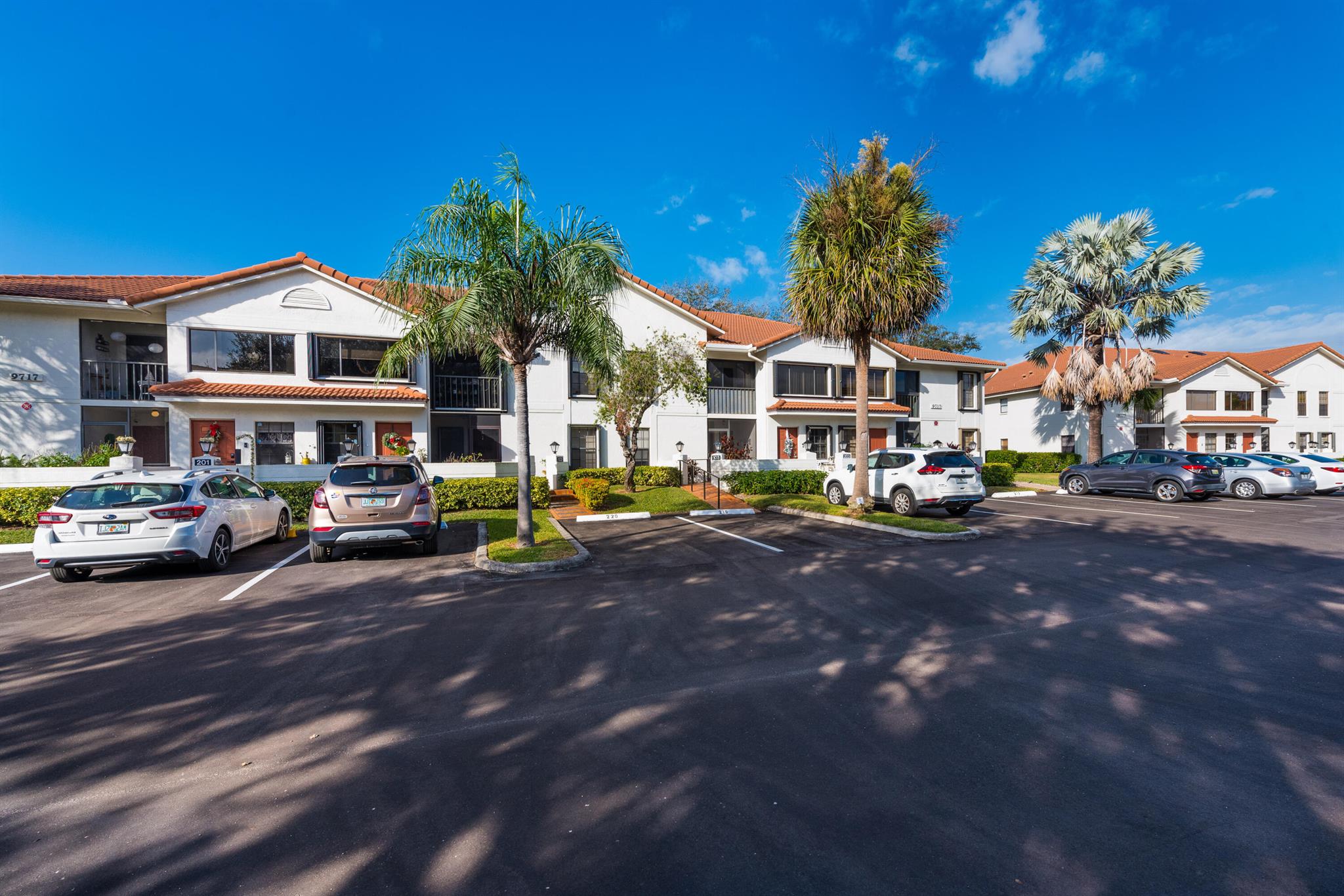 Homes for sale in Boynton Beach, FL | 9717 Sills Dr E #103, Boynton Beach, FL 33437 | MLS# R11093529