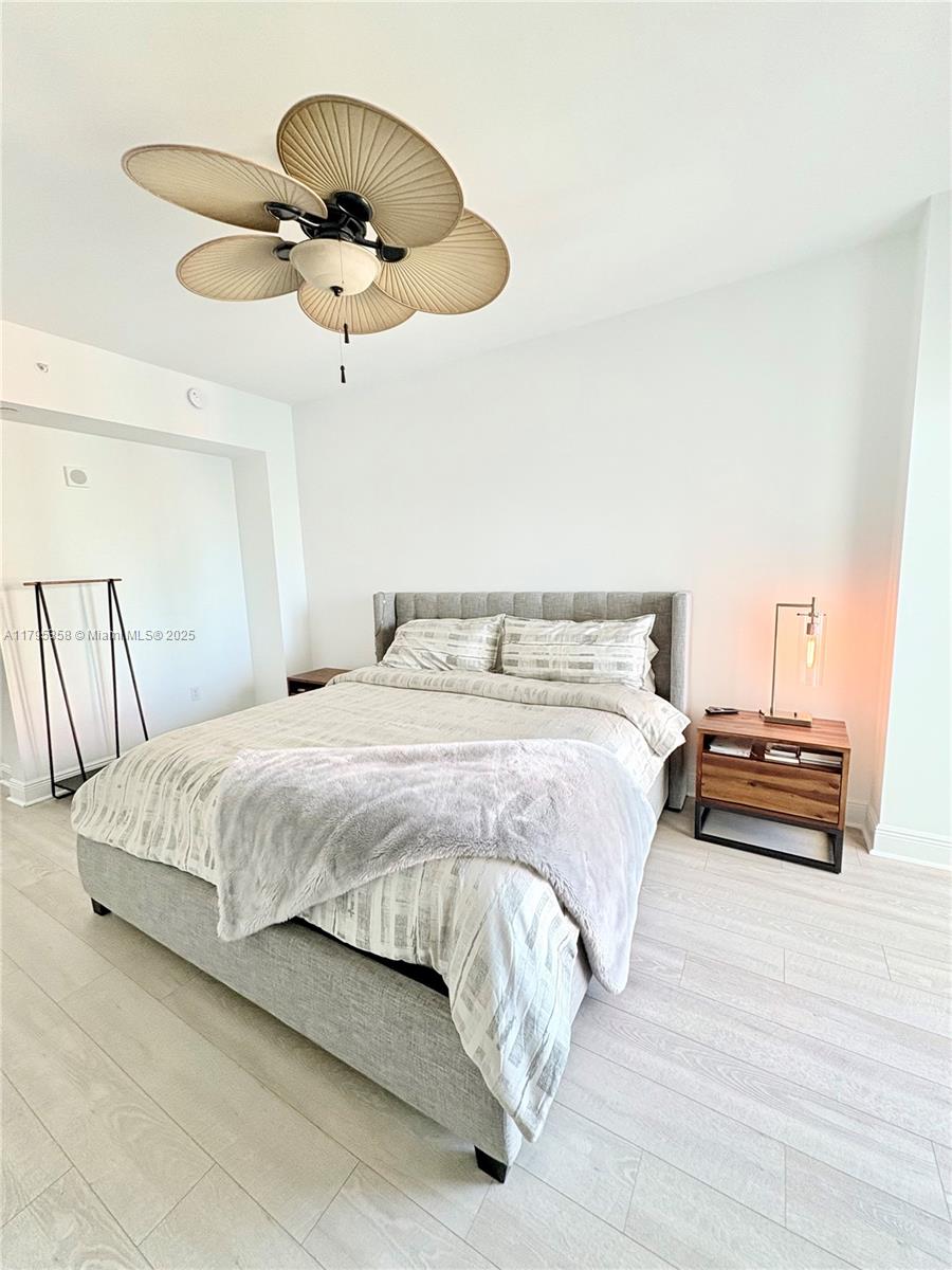 3330 NE 190th St #2710, Aventura FL 33180