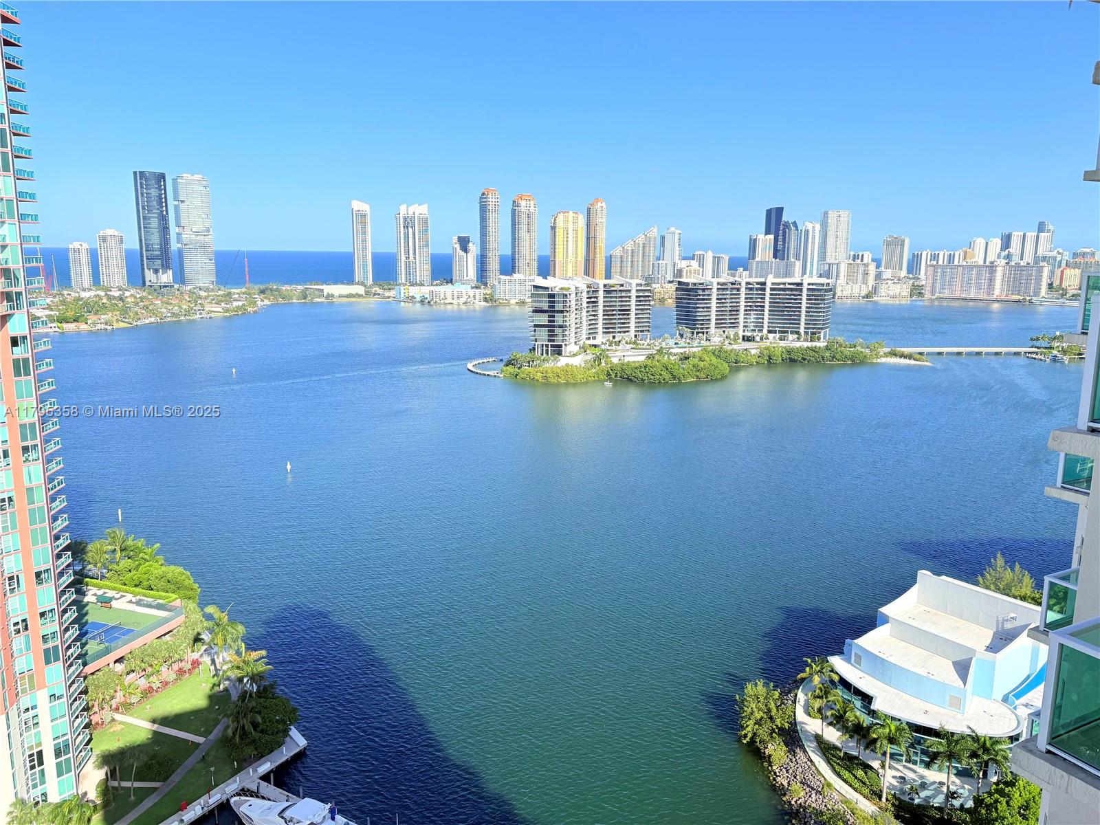 3330 NE 190th St #2710, Aventura FL 33180