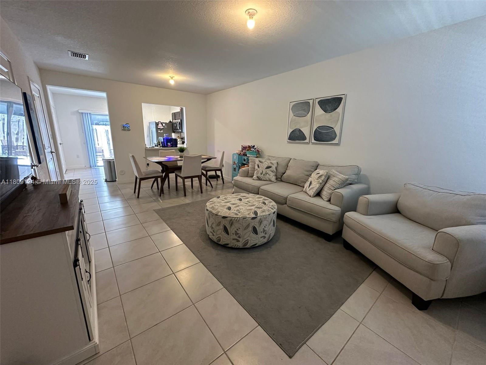 444 NE 5th Ln, Florida City, Florida image 10