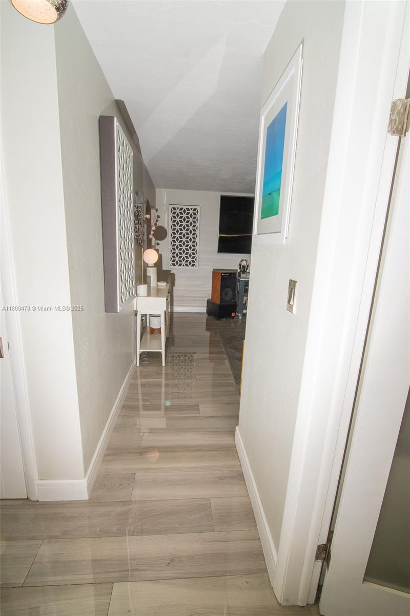 9301 SW 37th St, Miami, Florida image 16