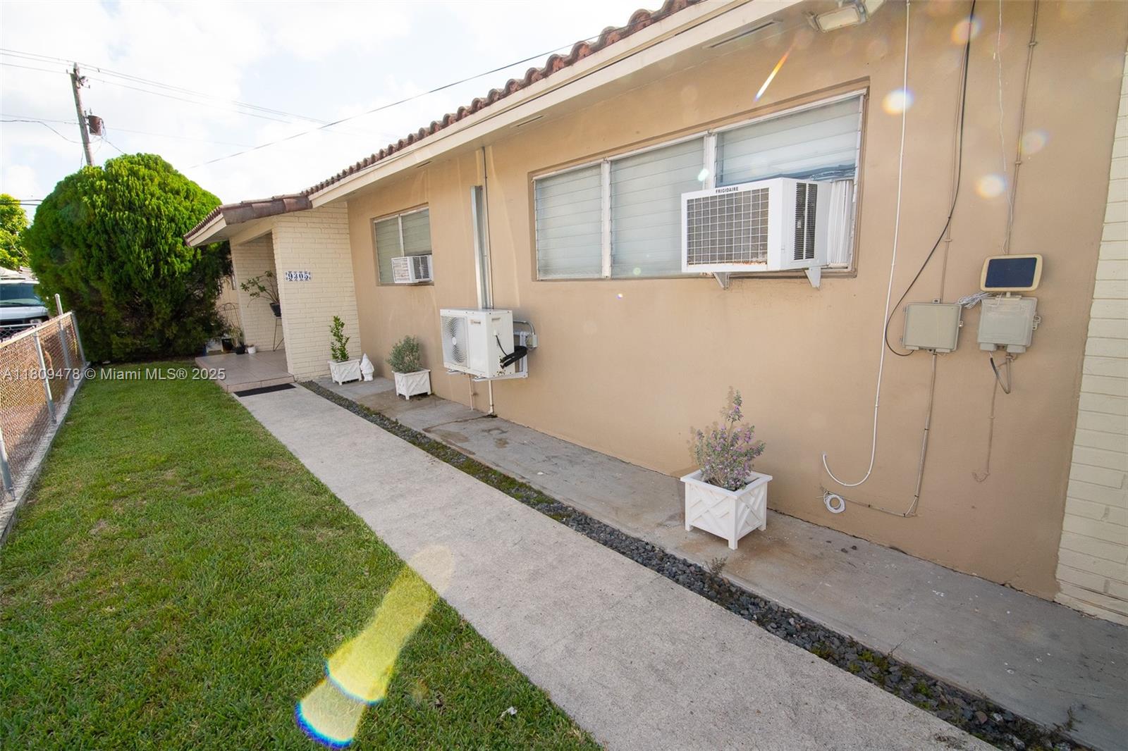 9301 SW 37th St, Miami, Florida image 24