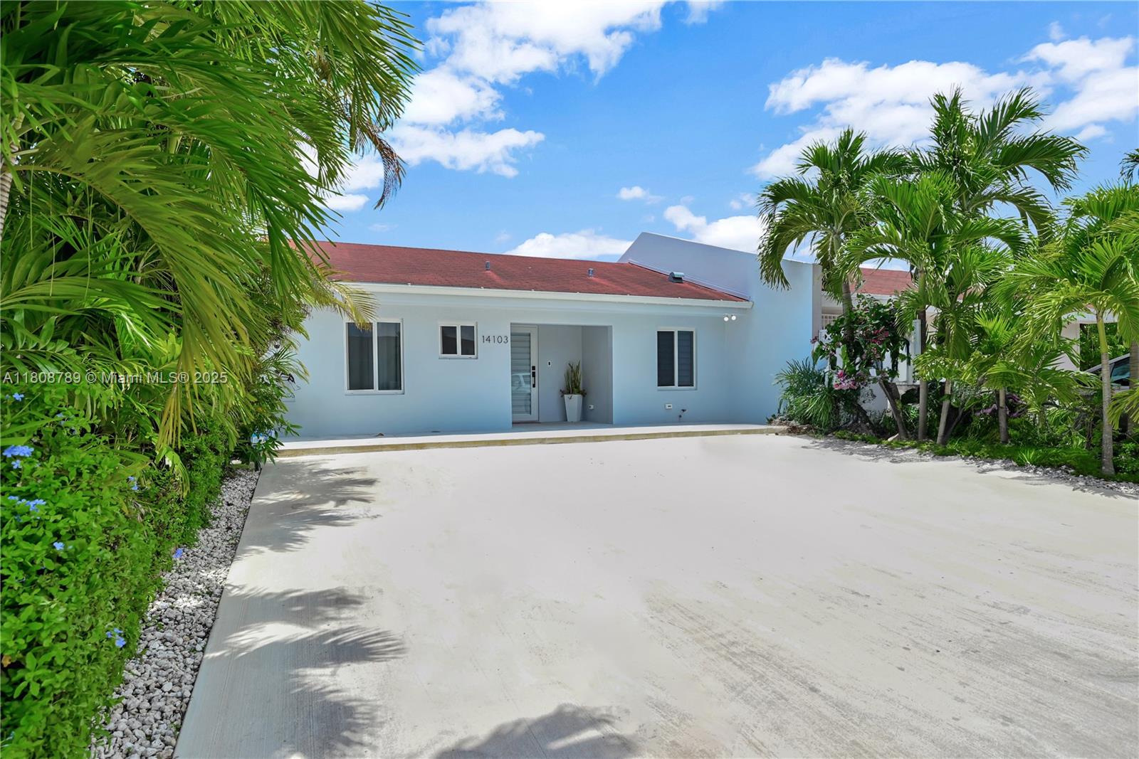 14103 SW 55th St, Miami, Florida image 2