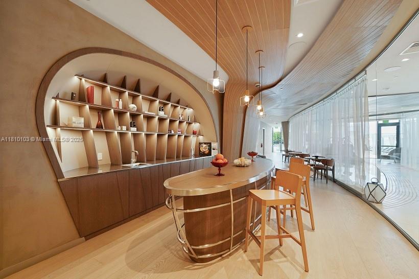 1000 Brickell Plz #4209, Miami FL 33131