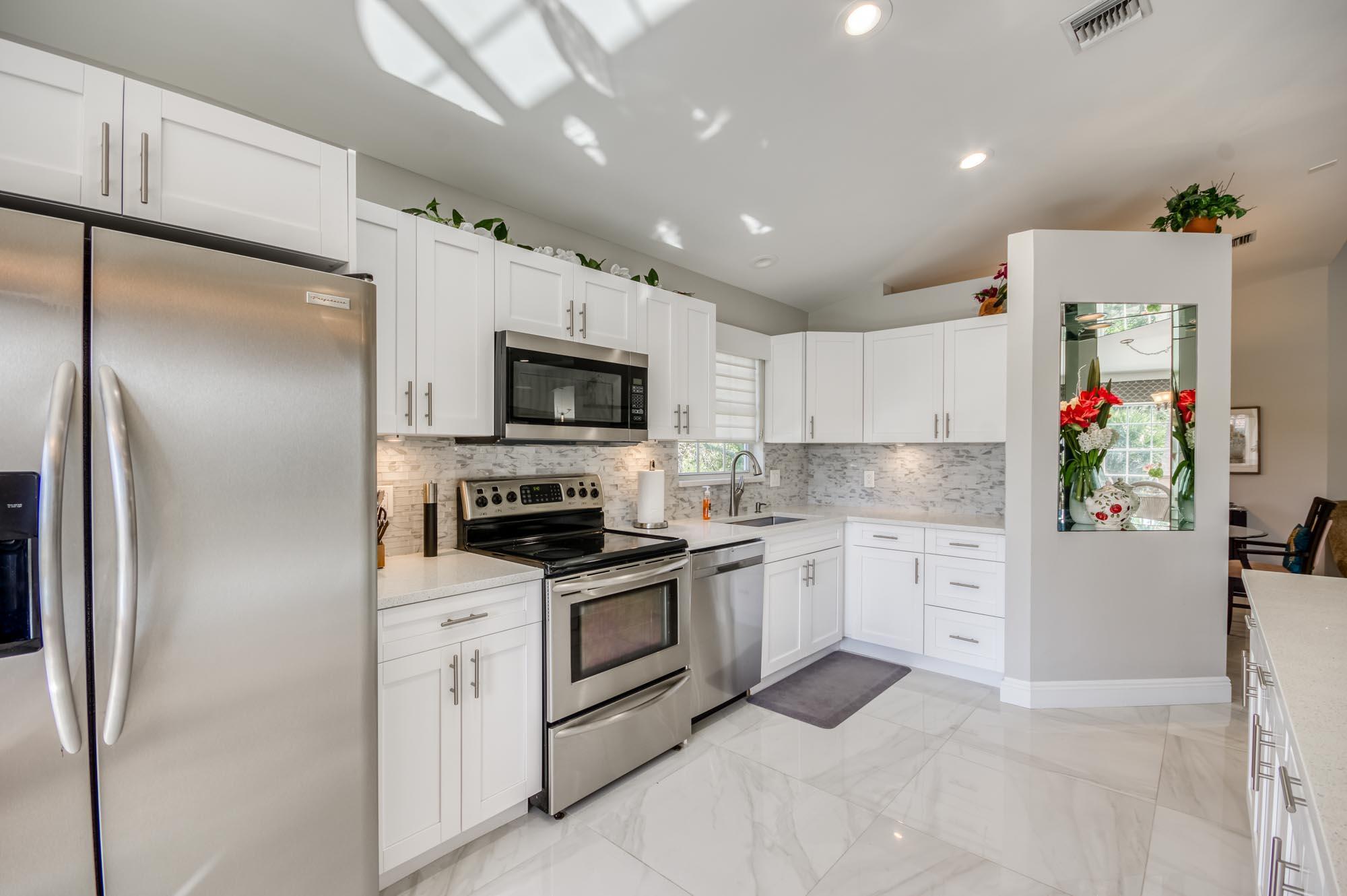 Image to showcase the property located at 208 Legendary Circle