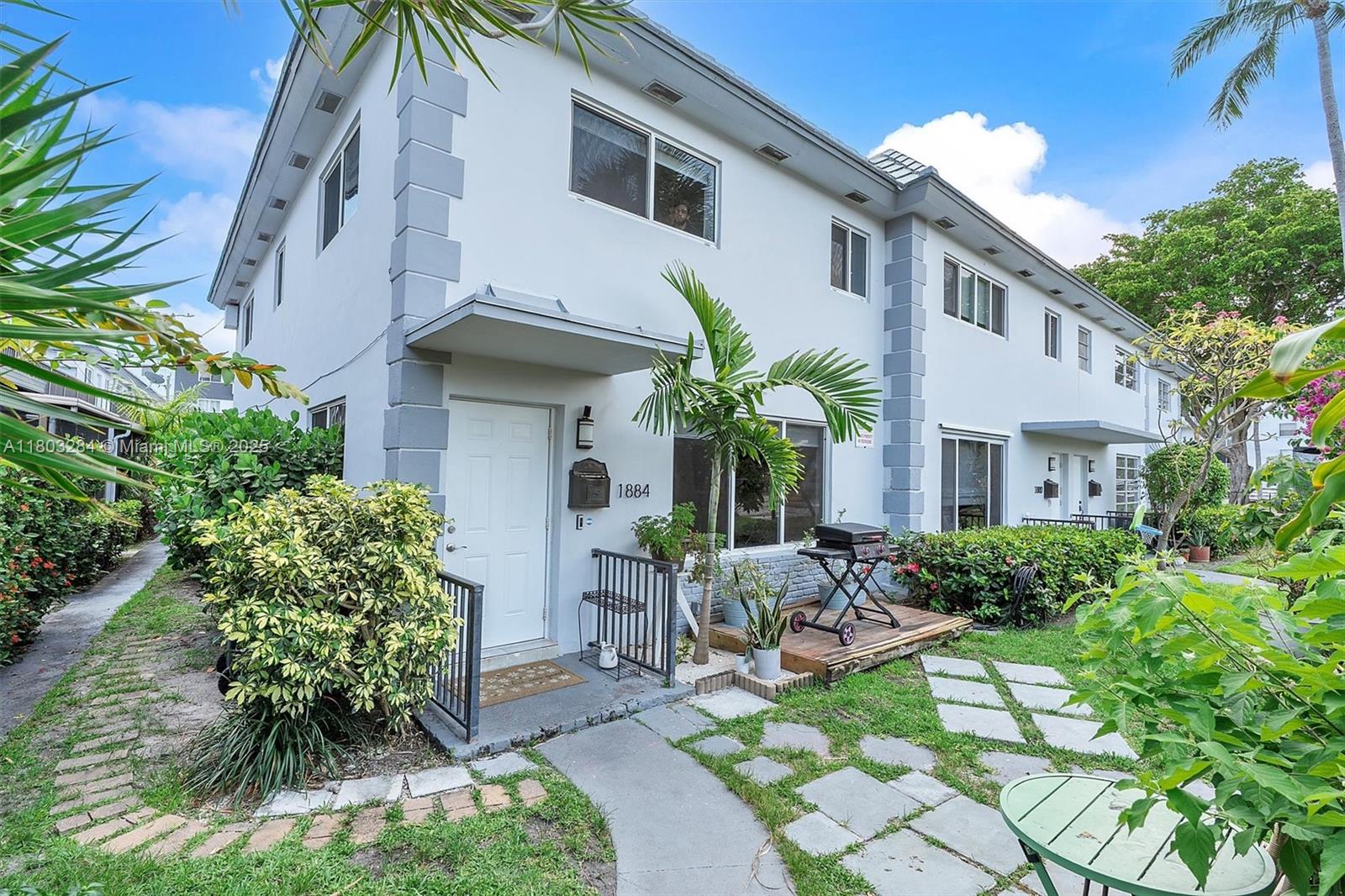 1884 Galleon St #1, North Bay Village, Florida image 1