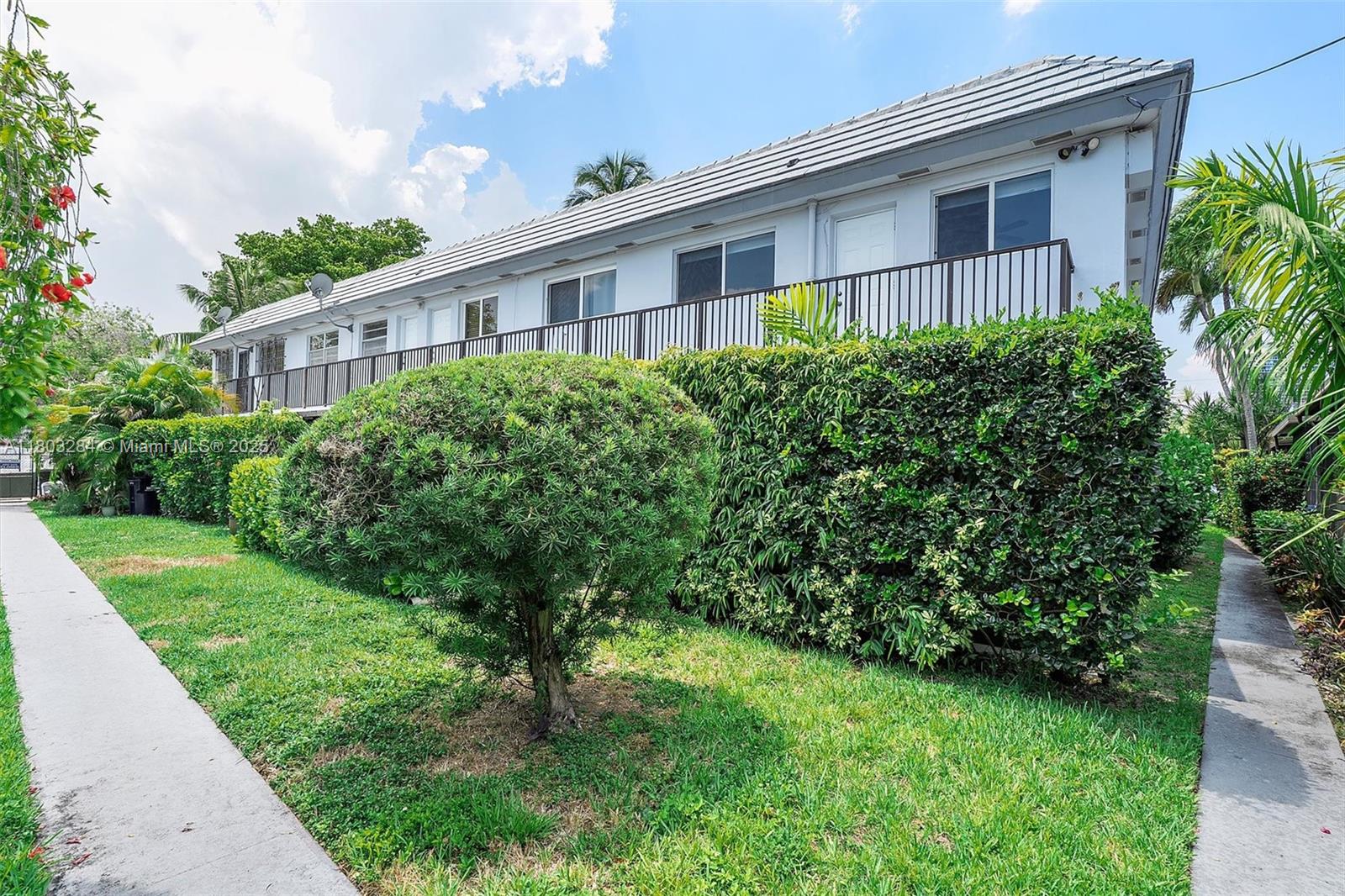 1884 Galleon St #1, North Bay Village, Florida image 29