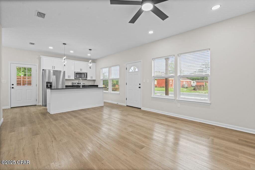 Image 3 For 2019 7th Court