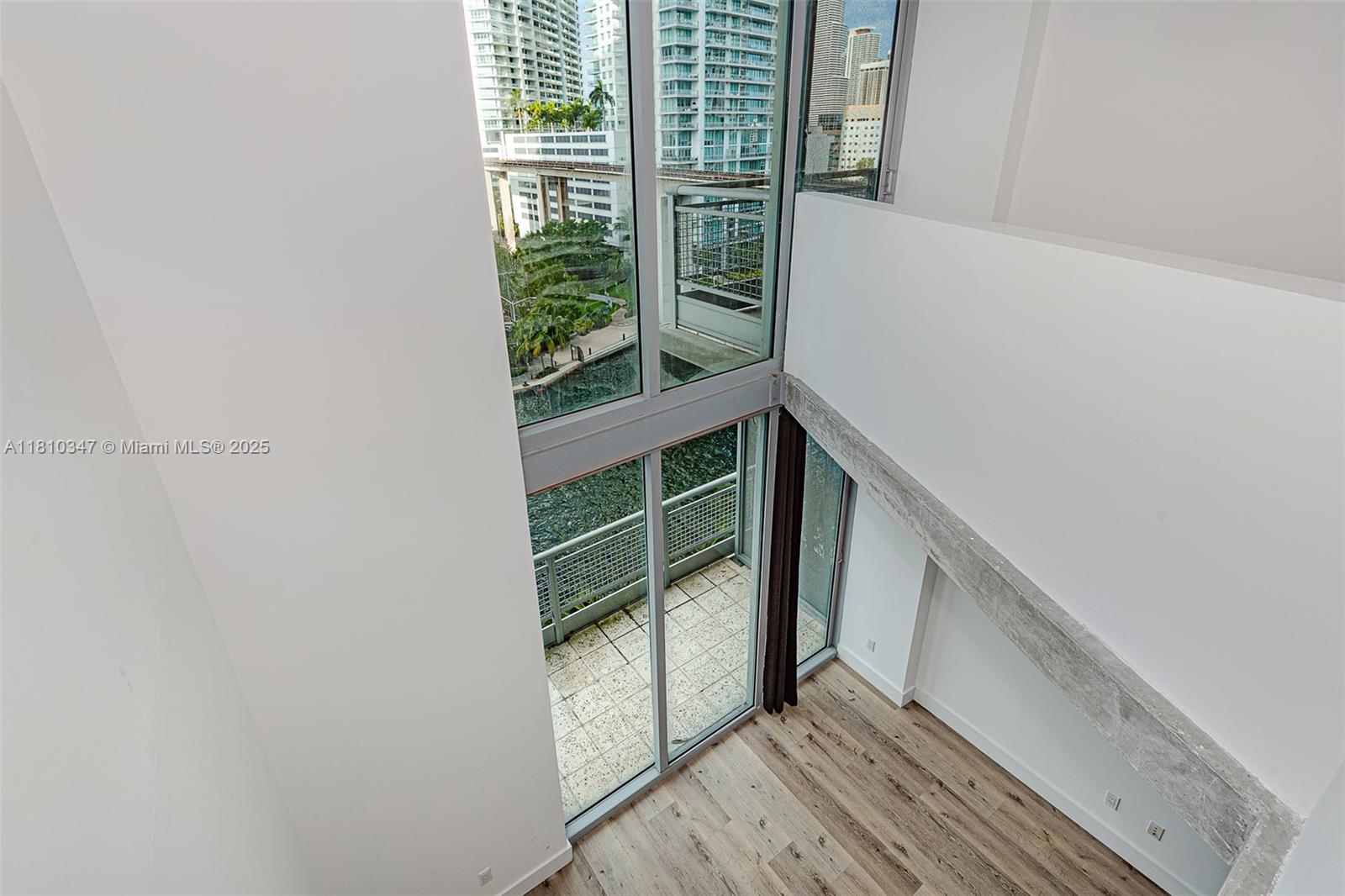 690 SW 1st Ct #1007, Miami FL 33130
