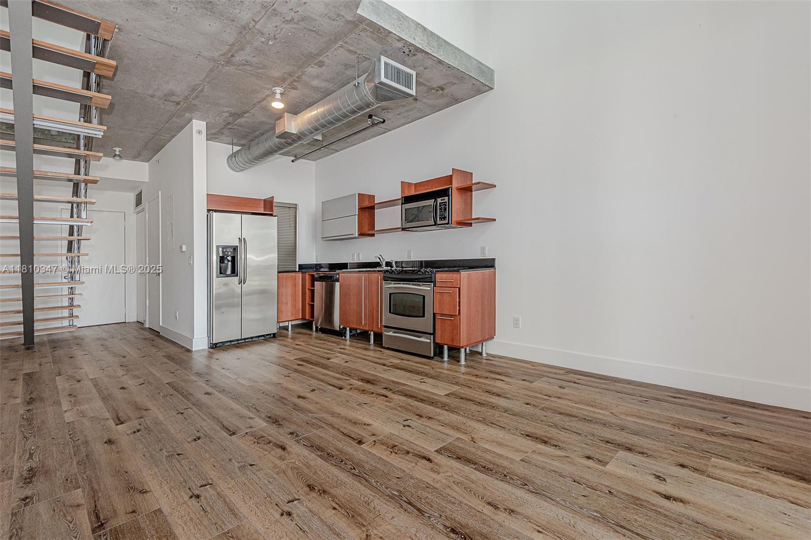 690 SW 1st Ct #1007, Miami FL 33130