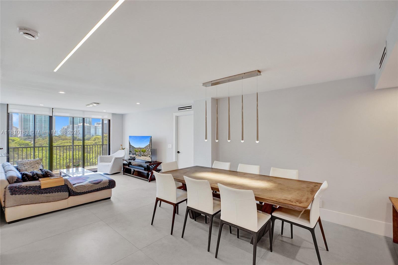 Ensenada Condo Bldg E-11