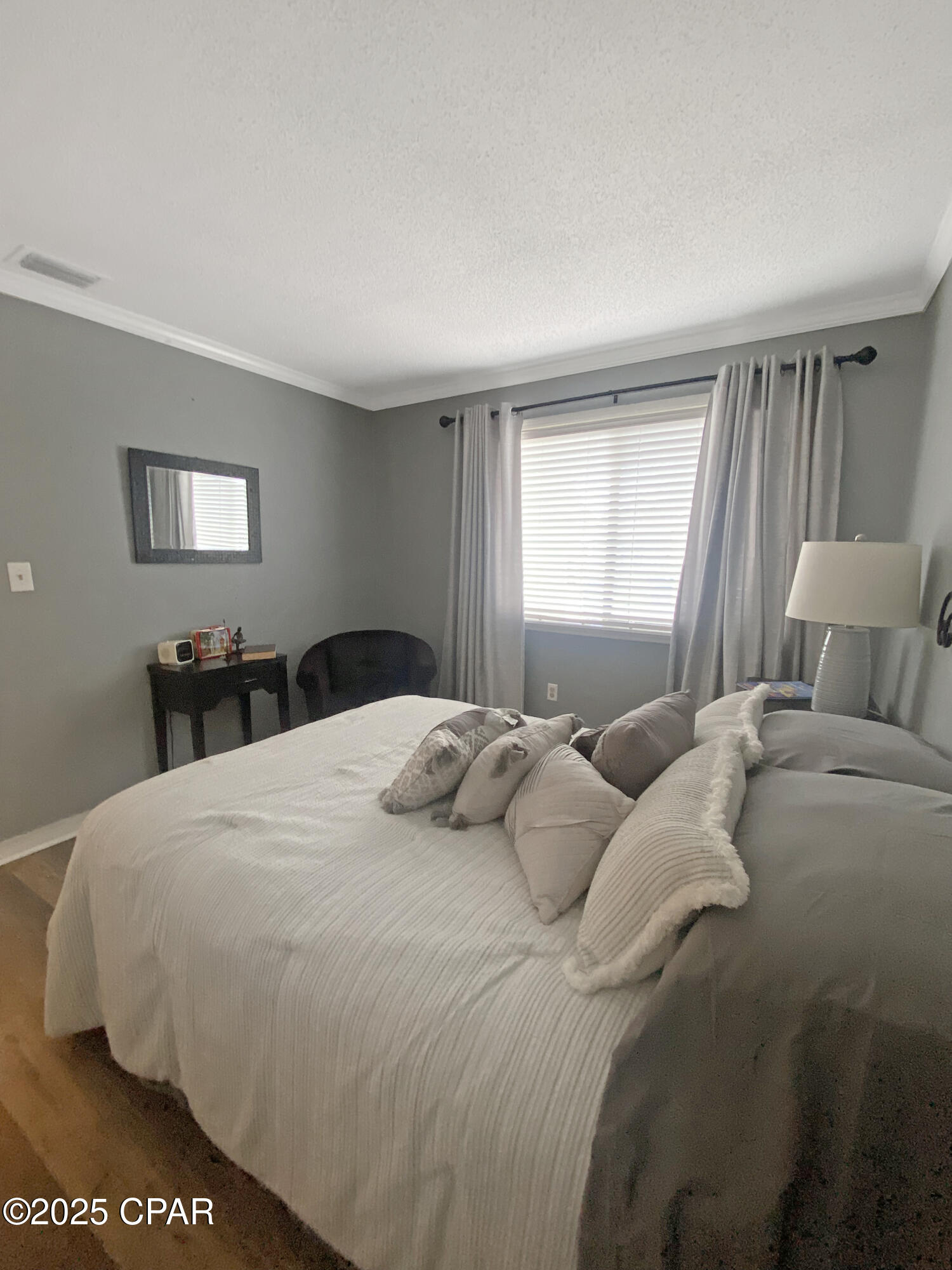 Image 22 For 1025 19th Street 2d