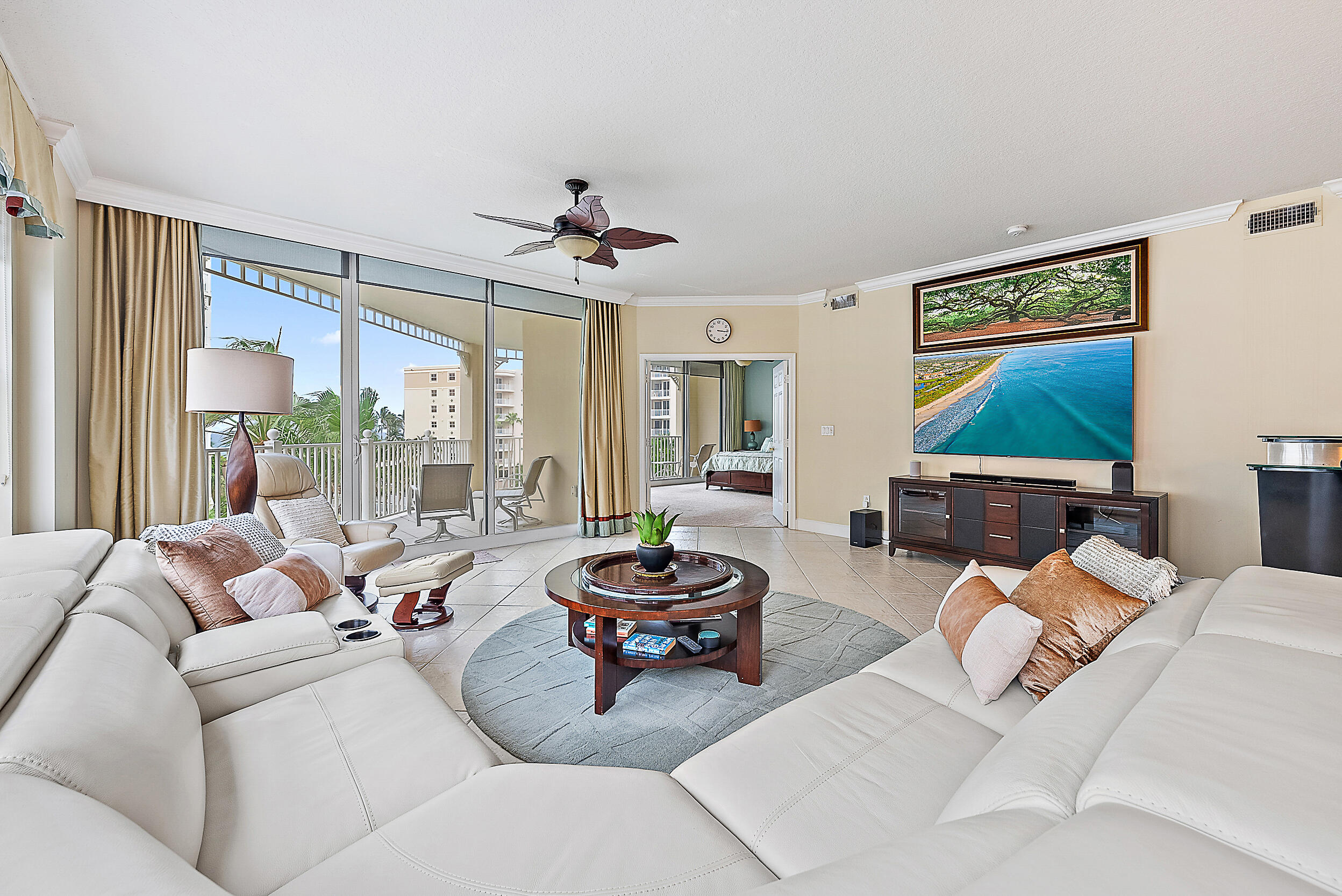 Image to showcase the property located at 230 Ocean Grande Boulevard 501