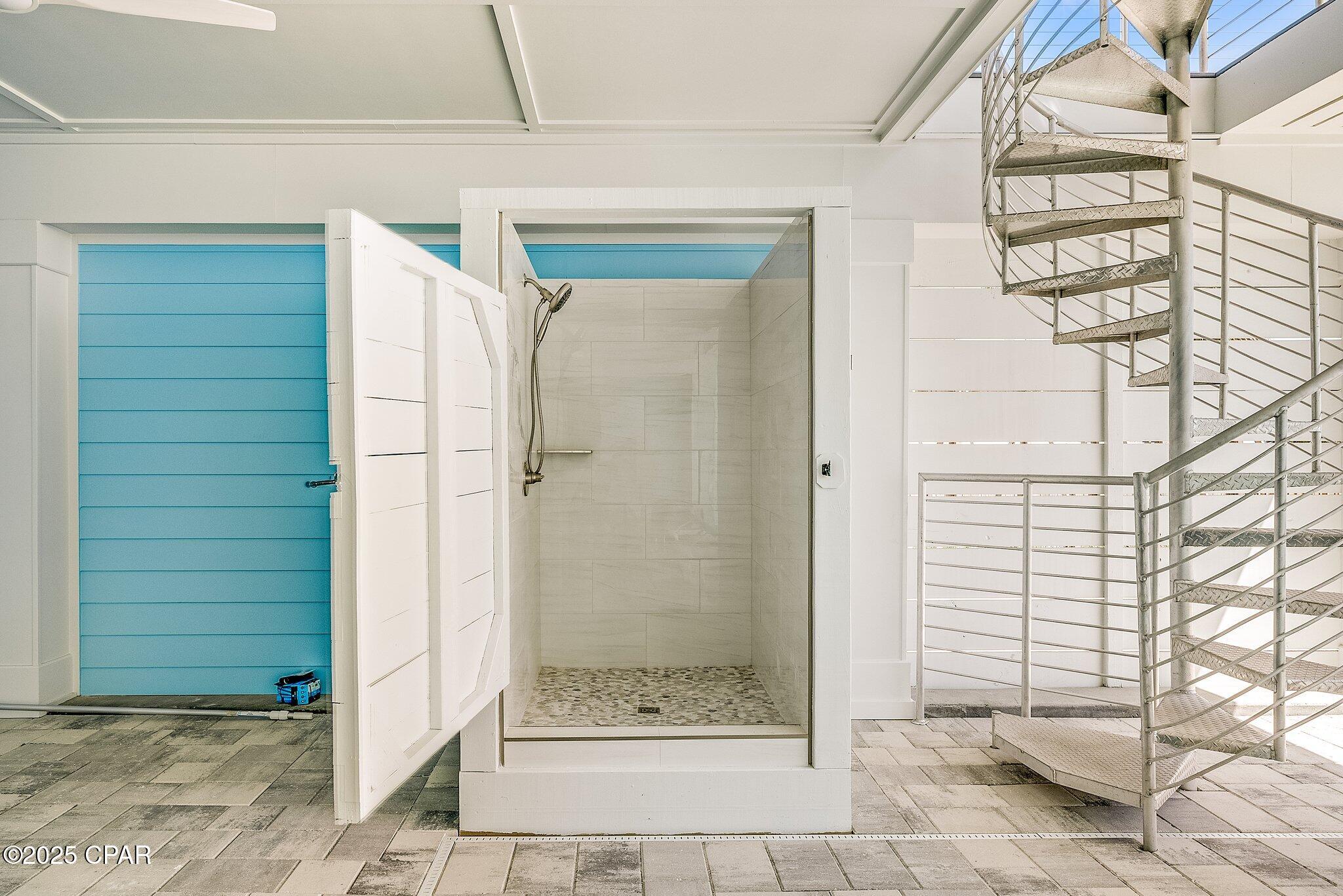 Image 64 For 8711 Surf Drive