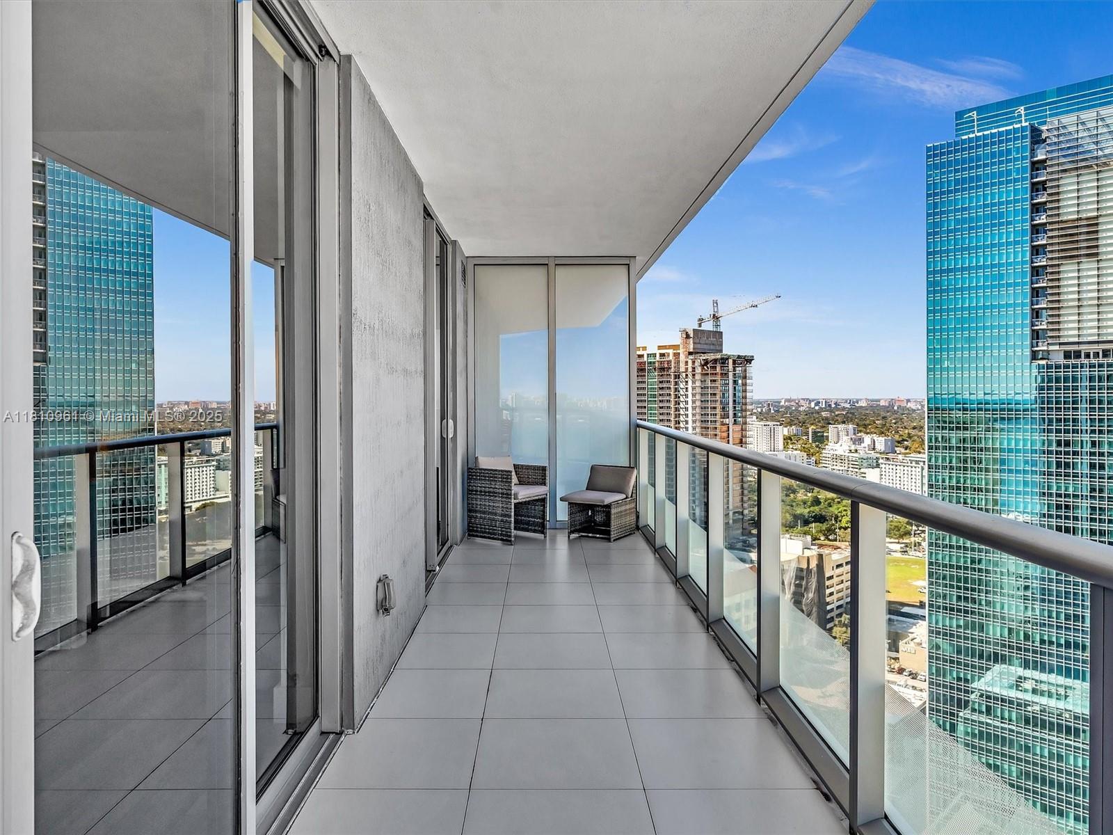 1300 Brickell Bay Dr #3207, Miami FL 33131