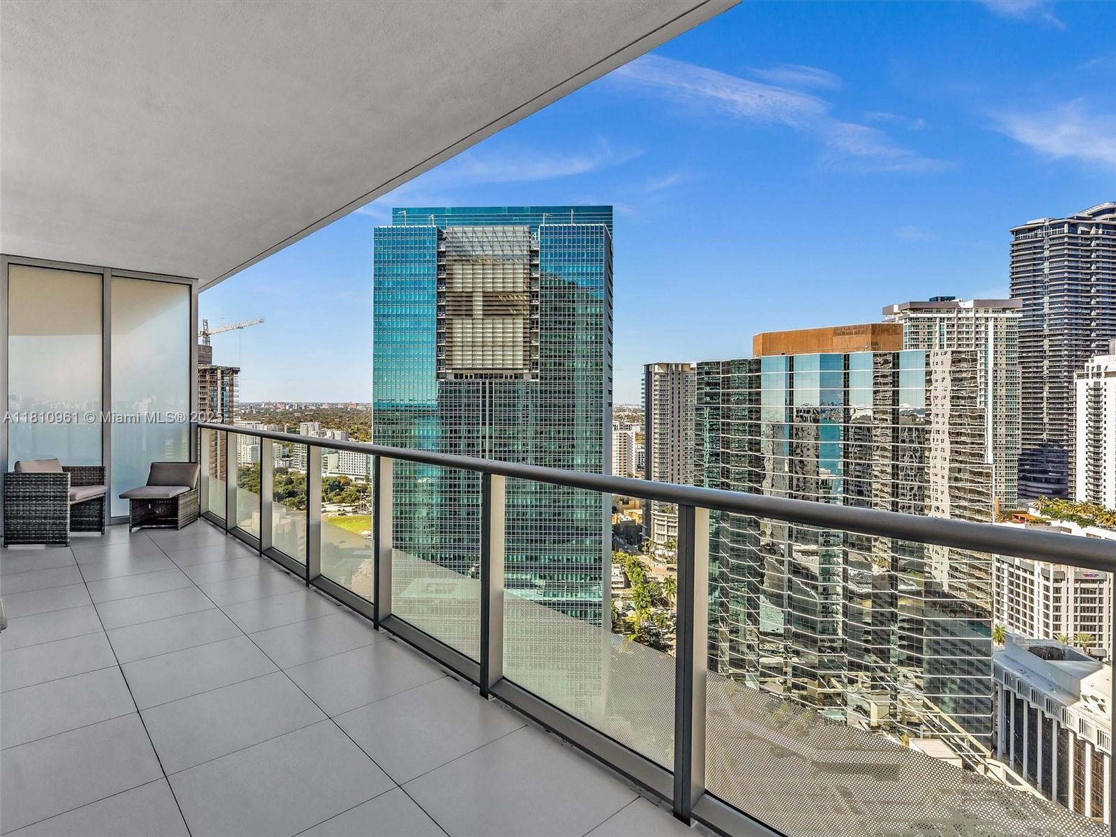 1300 Brickell Bay Dr #3207, Miami FL 33131