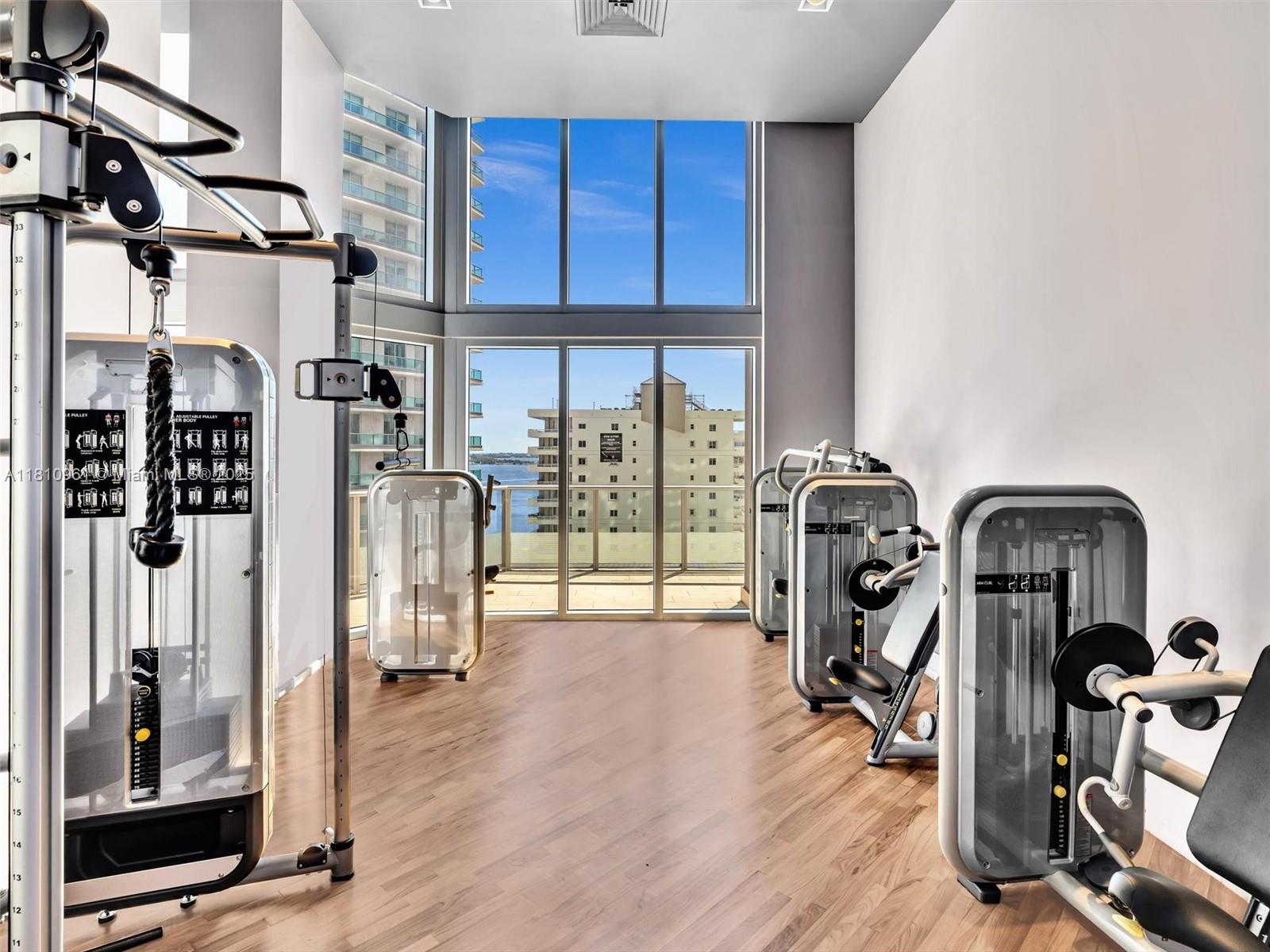 1300 Brickell Bay Dr #3207, Miami FL 33131