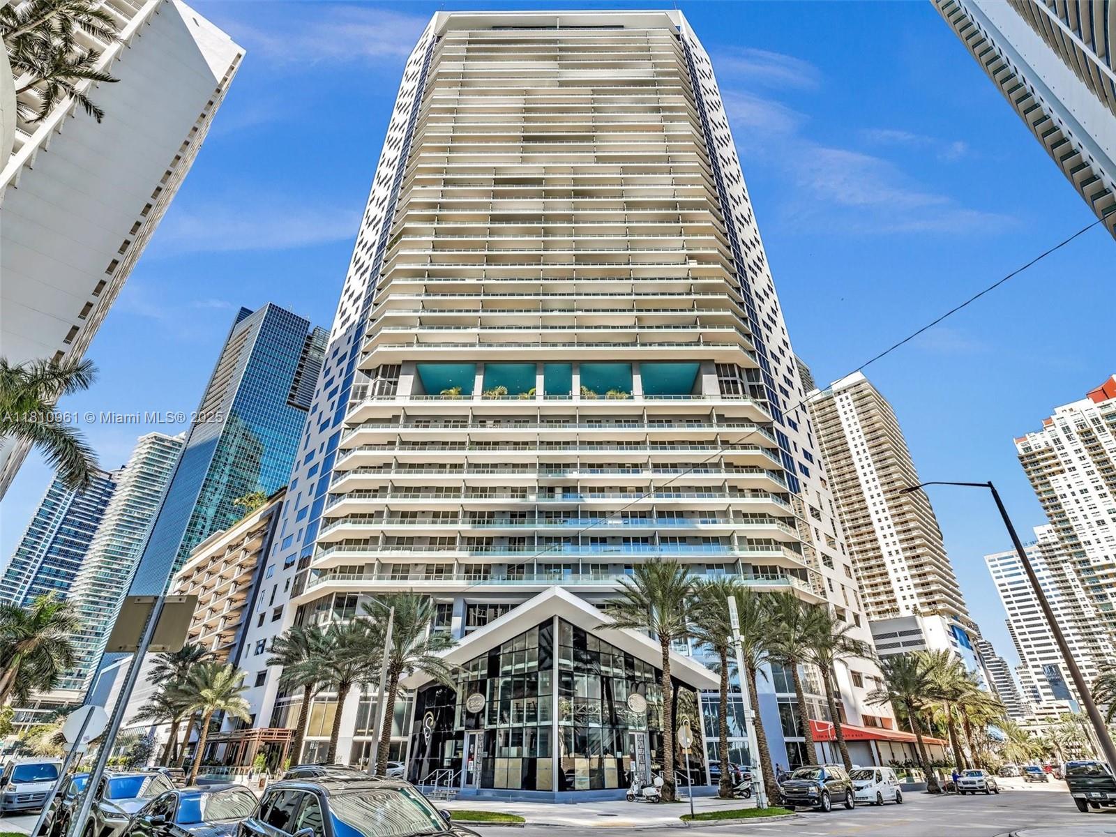 1300 Brickell Bay Dr #3207, Miami FL 33131