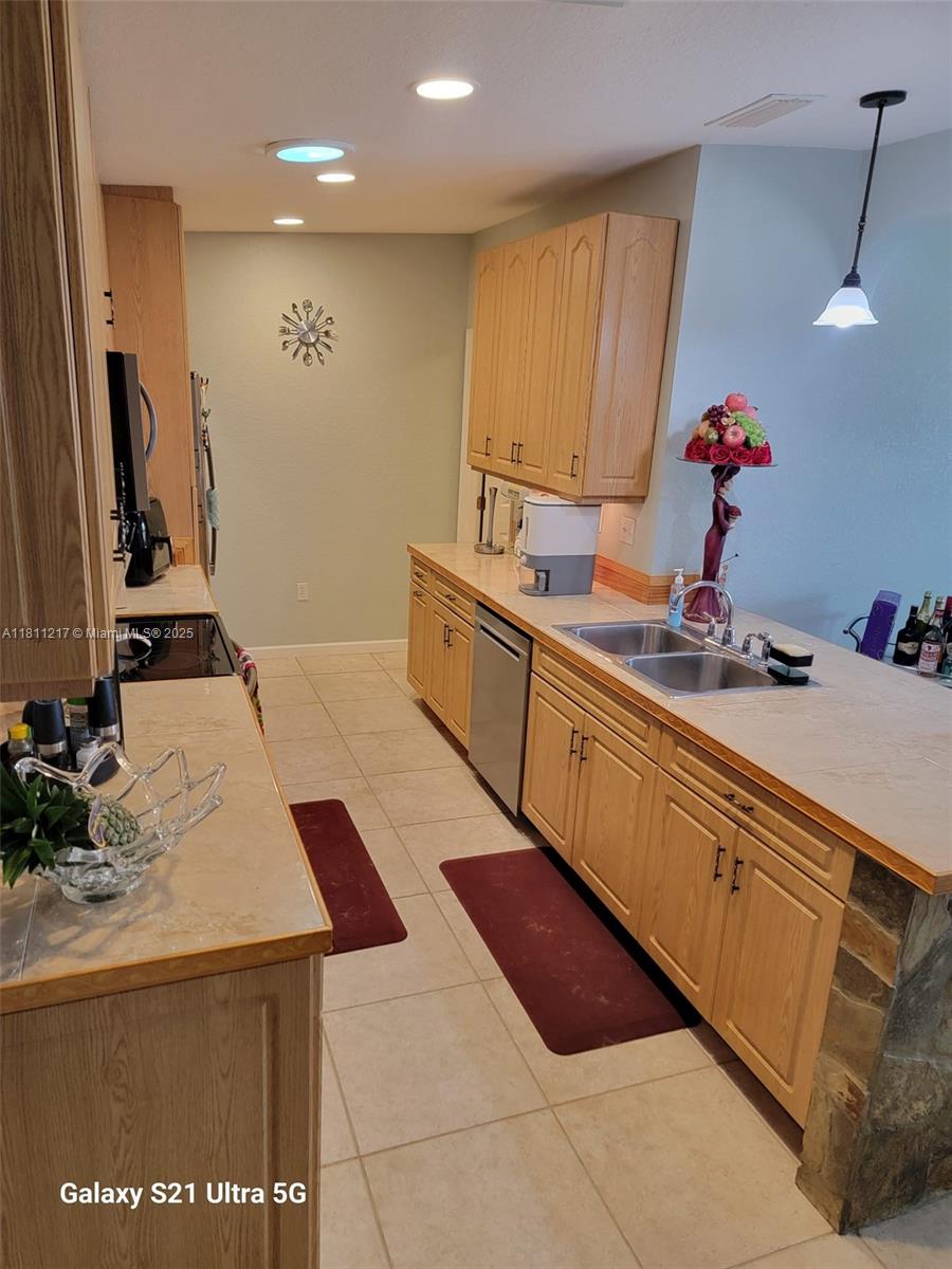 3148 Normandy Dr, Port Charlotte, Florida image 5
