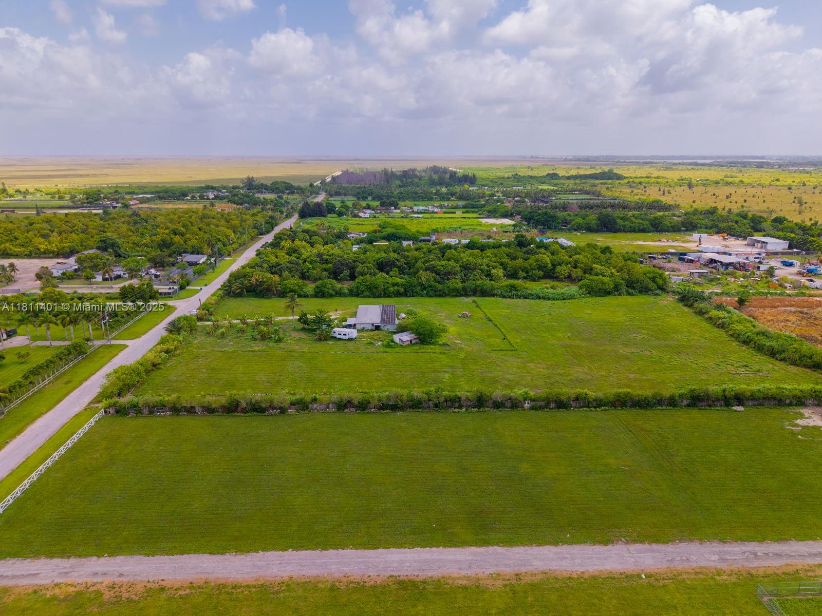 10 Acres of Land For Sale – Exceptional Investment Opportunity