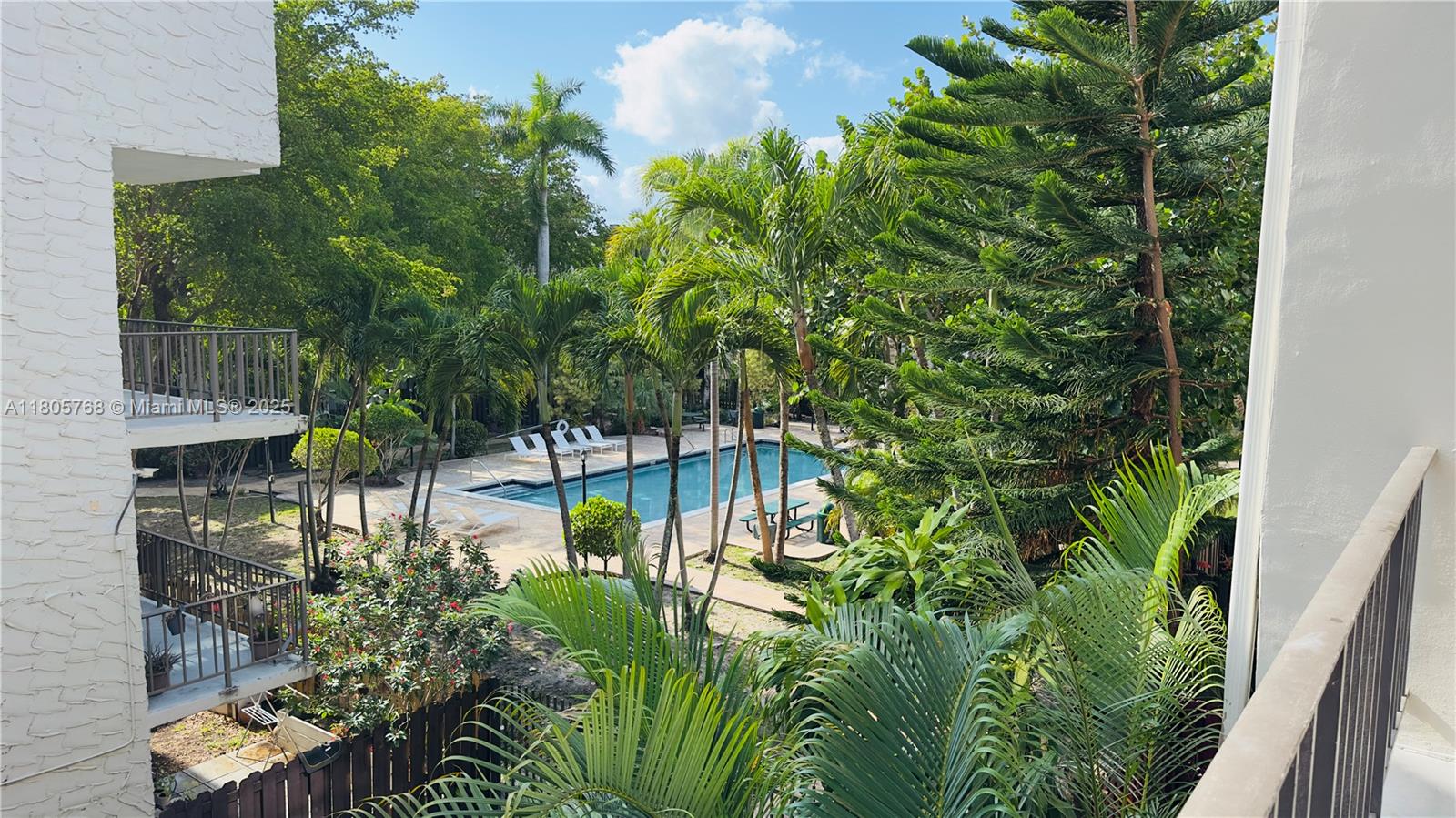 6900 Kendall Dr Unit A304, Pinecrest, Florida 33156