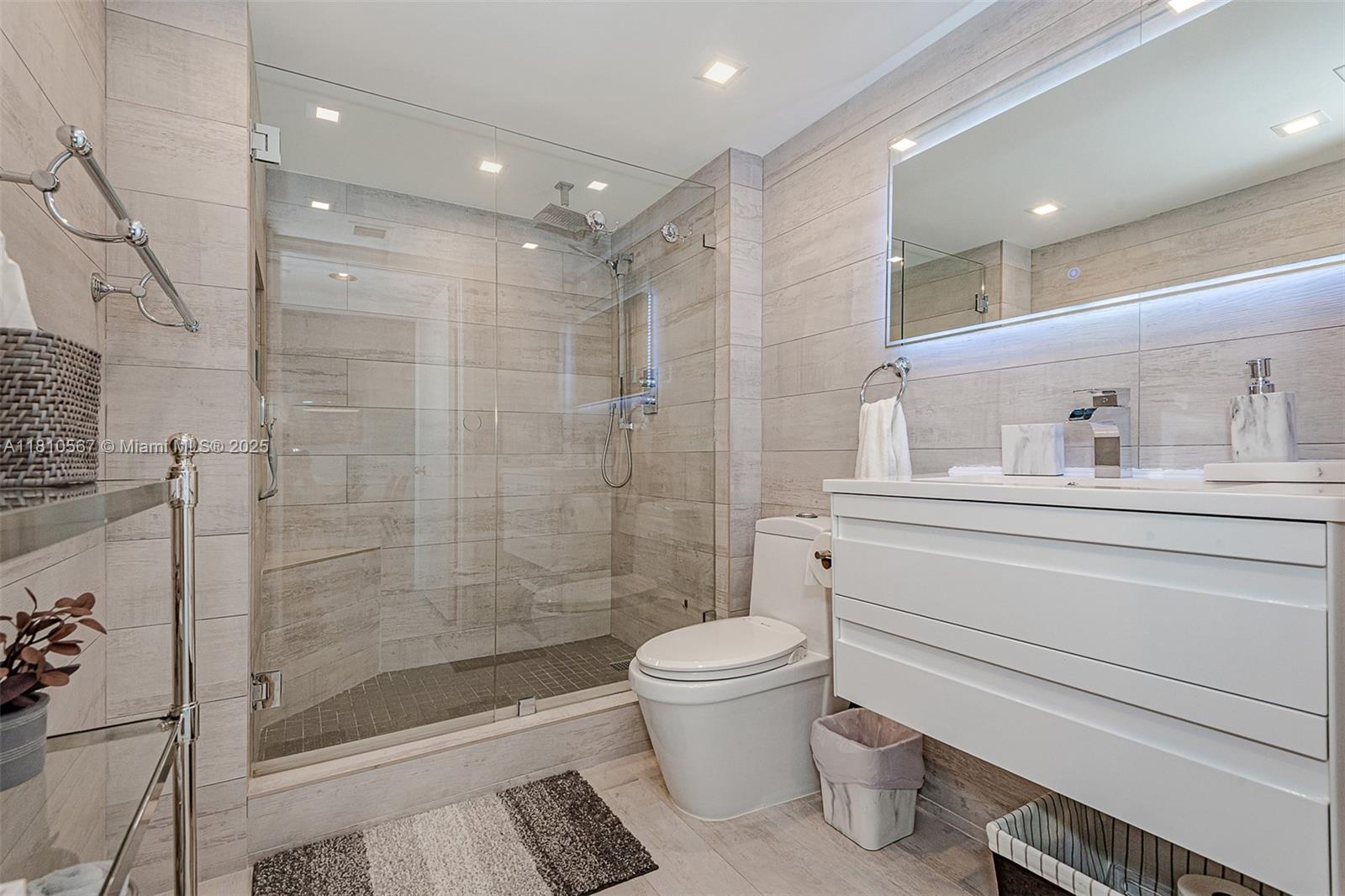 90 Alton Rd #2506, Miami Beach FL 33139