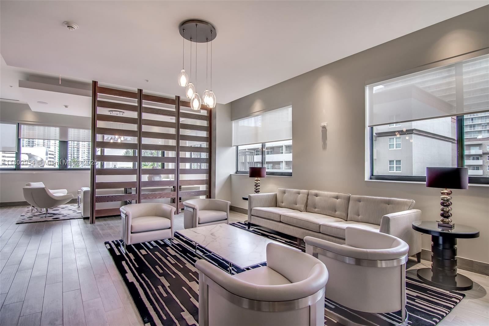 999 SW 1st Ave #3306, Miami FL 33130