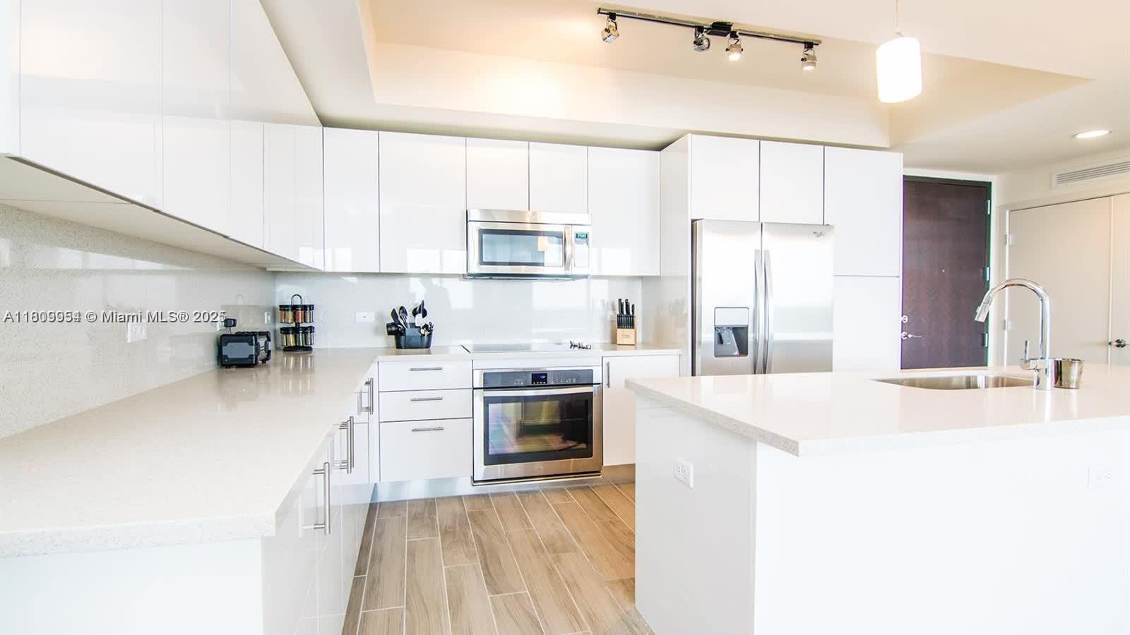 999 SW 1st Ave #3306, Miami FL 33130