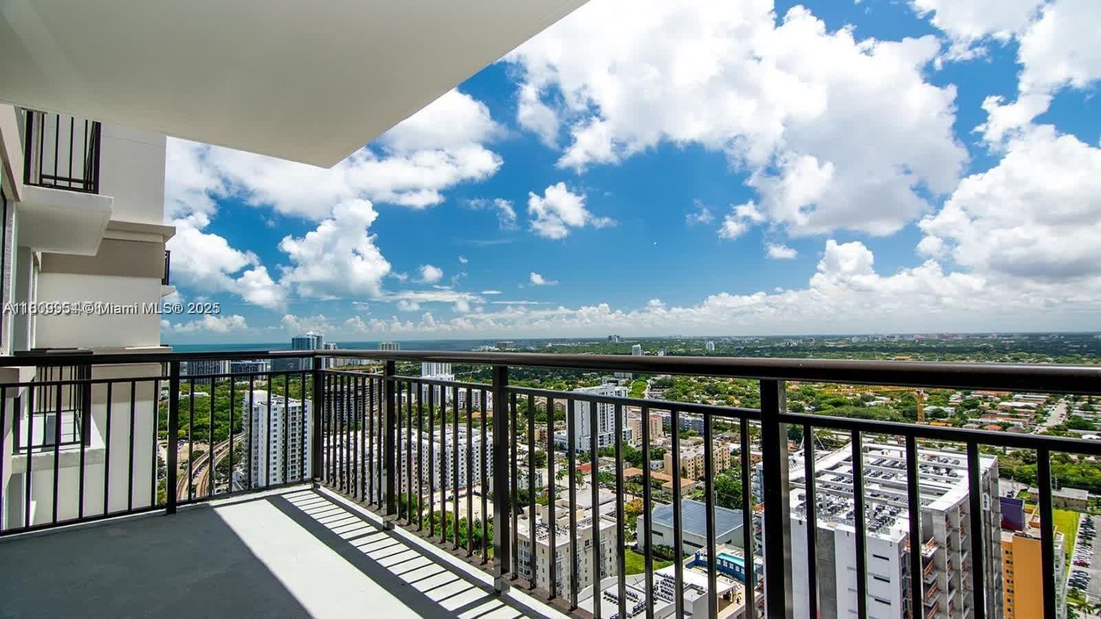 999 SW 1st Ave #3306, Miami FL 33130