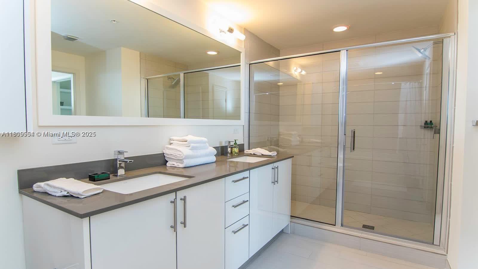 999 SW 1st Ave #3306, Miami FL 33130