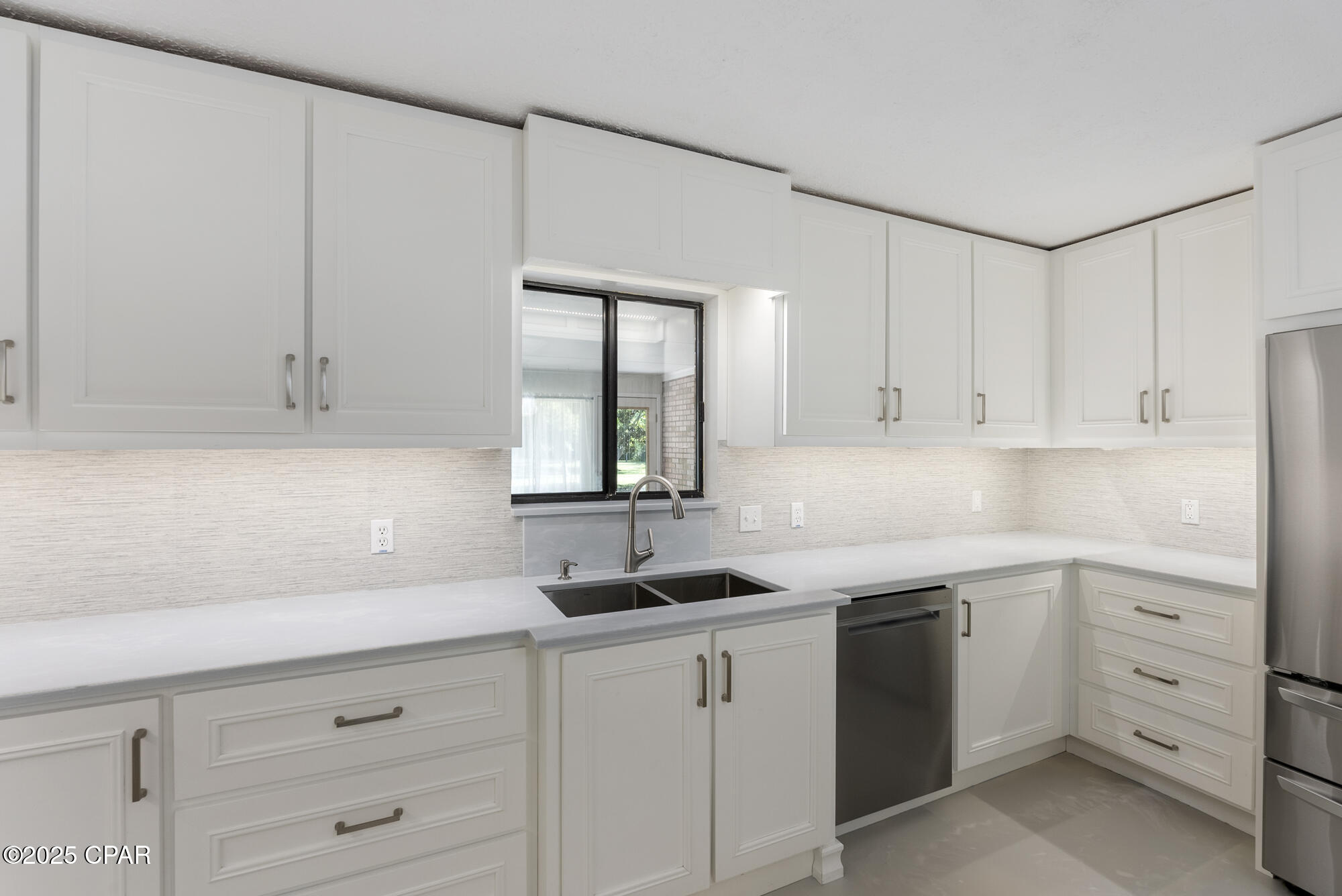 Image 12 For 7425 Laird Street