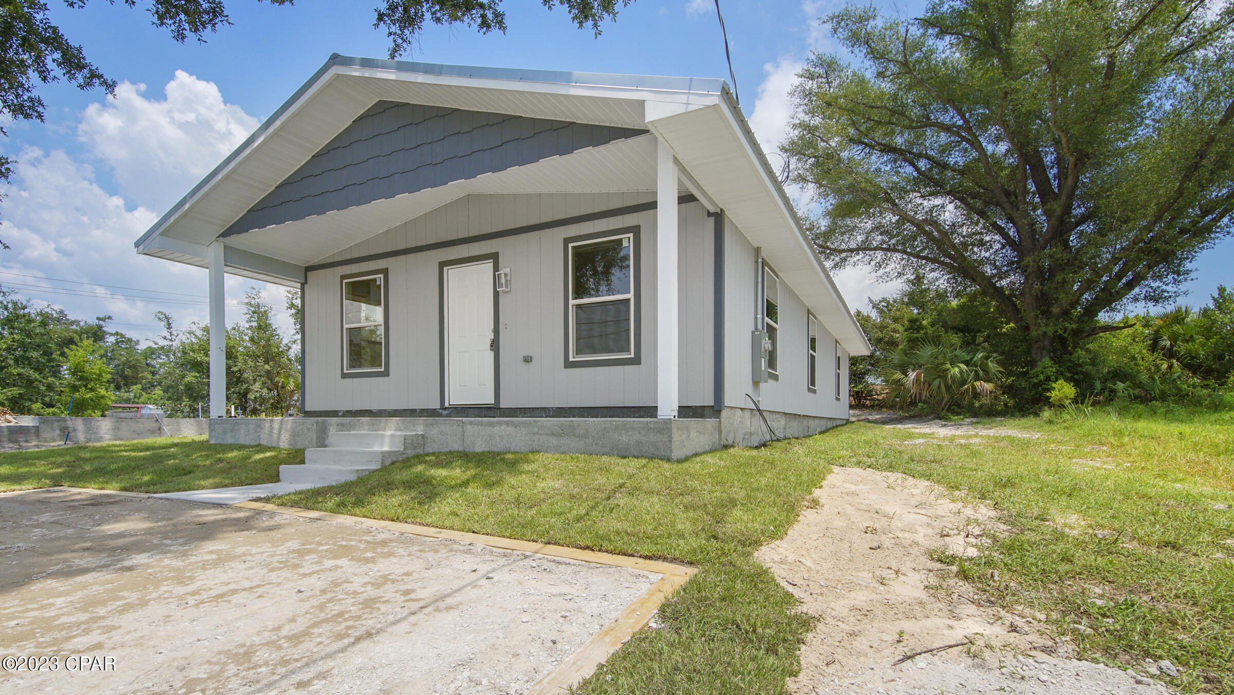 Image 3 For 713 10th Court