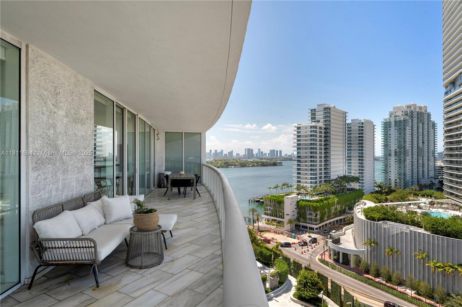 450 Alton Rd #1510, Miami Beach FL 33139