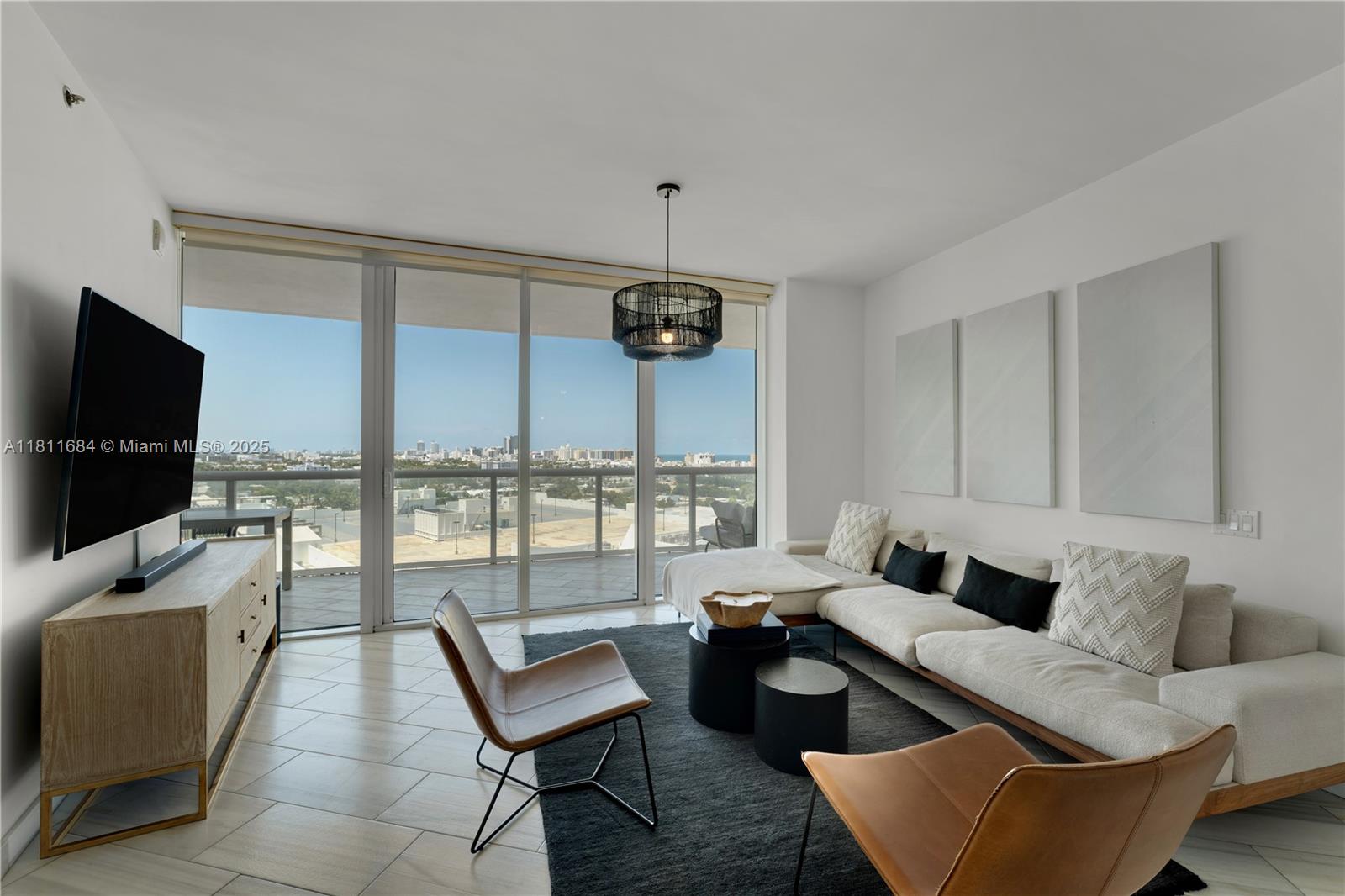 450 Alton Rd #1510, Miami Beach FL 33139